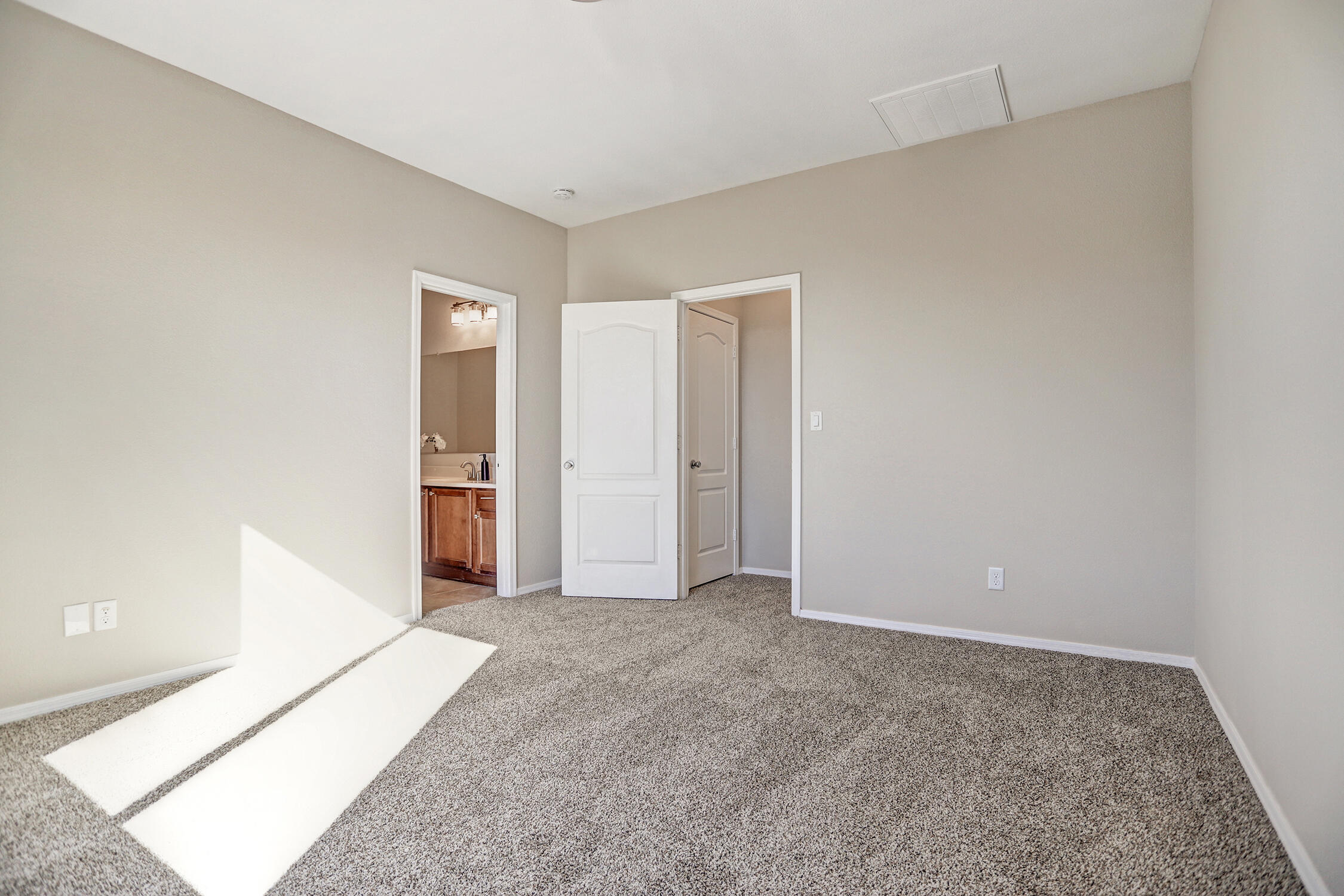 10808 BOWIE Road SW