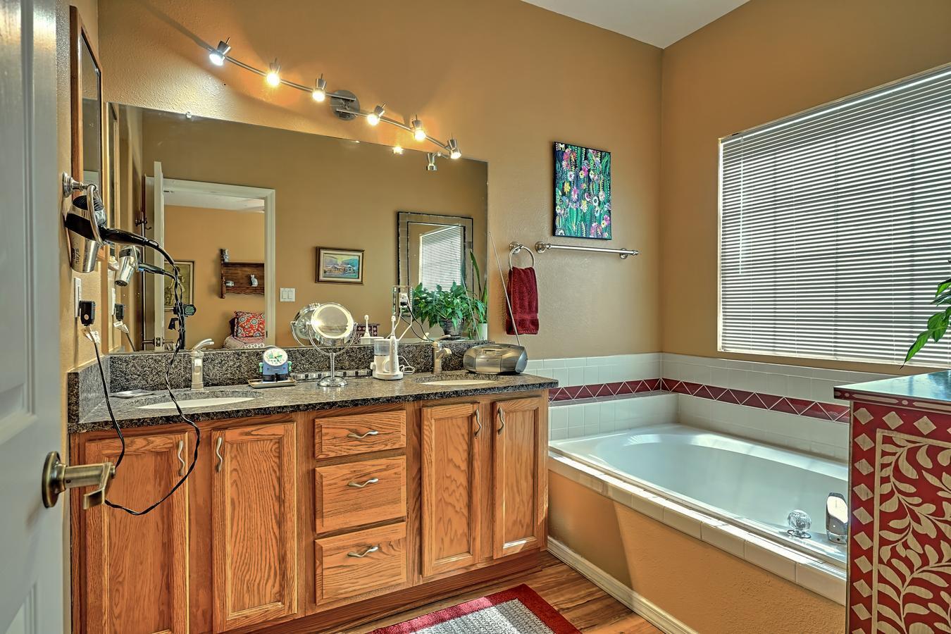 10351 Pintura Place Place NW