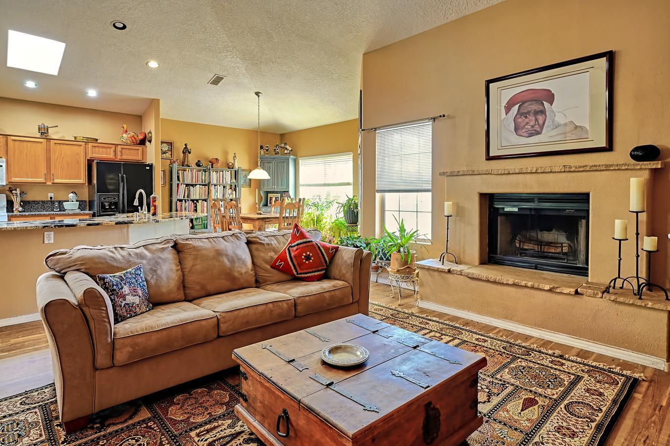 10351 Pintura Place Place NW