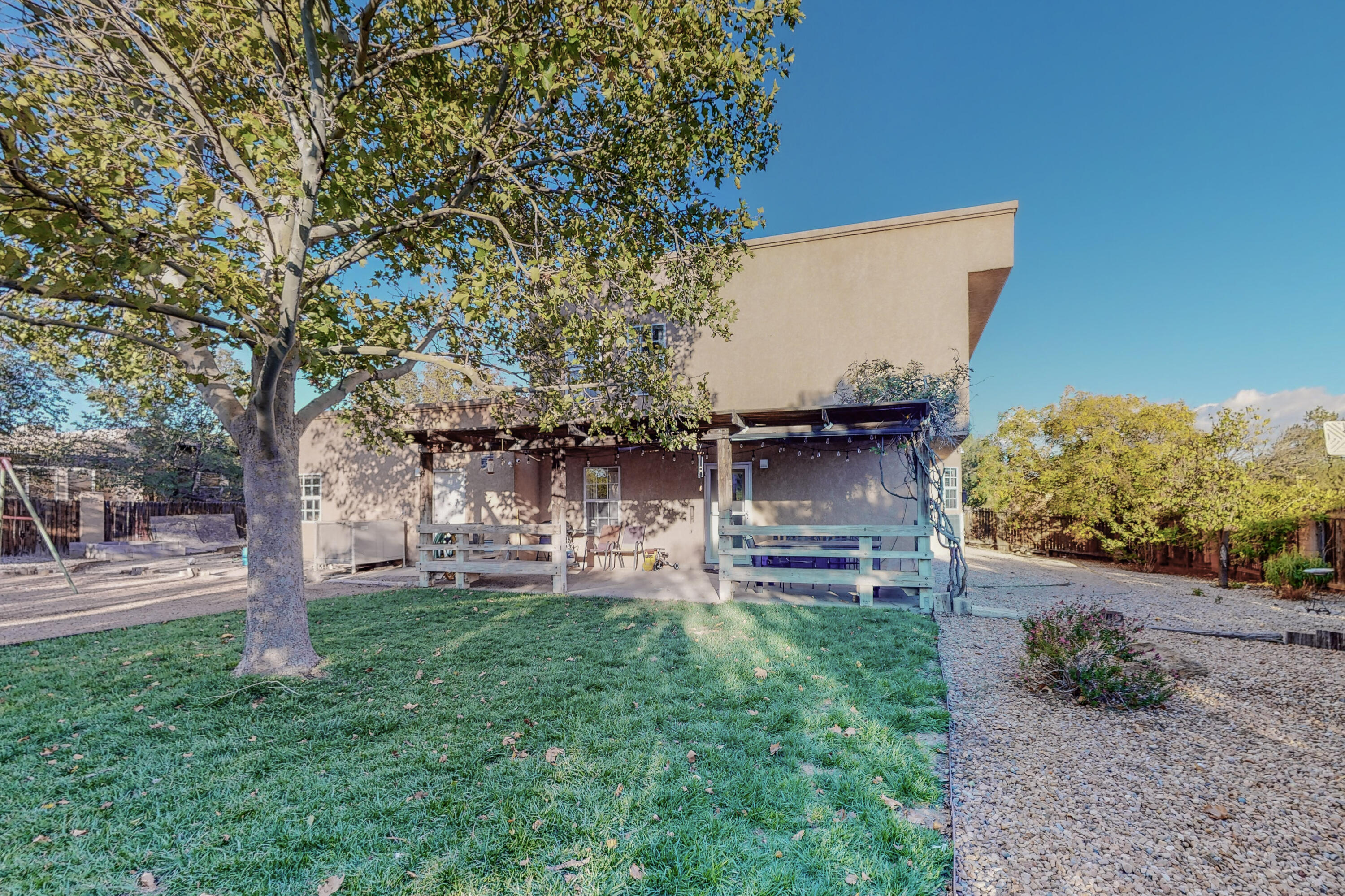 209 MONTANA WELLS Road NE