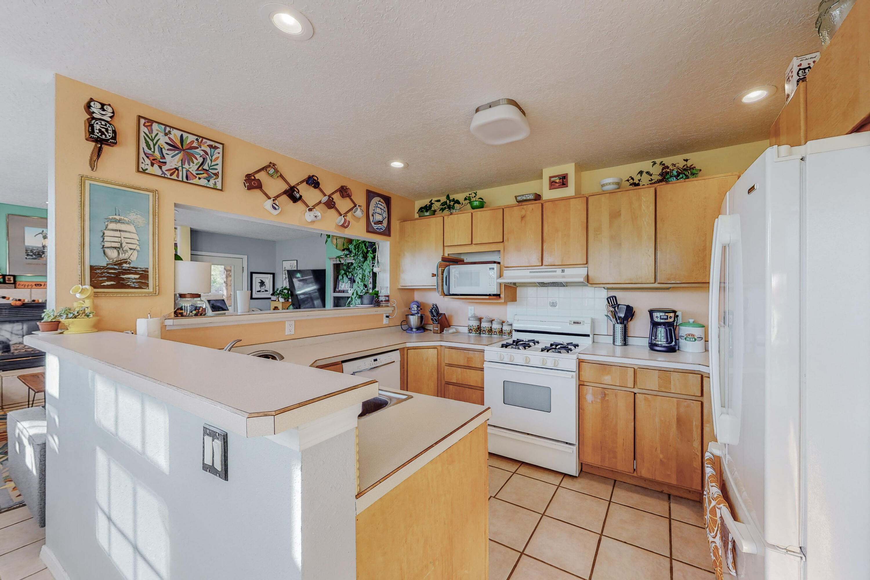 209 MONTANA WELLS Road NE