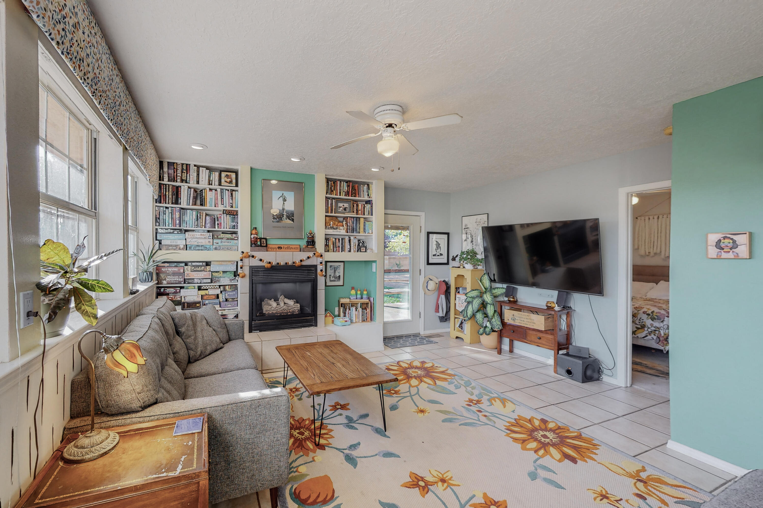 209 MONTANA WELLS Road NE