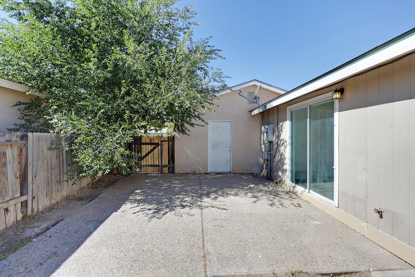 520 CARFAX Place SW