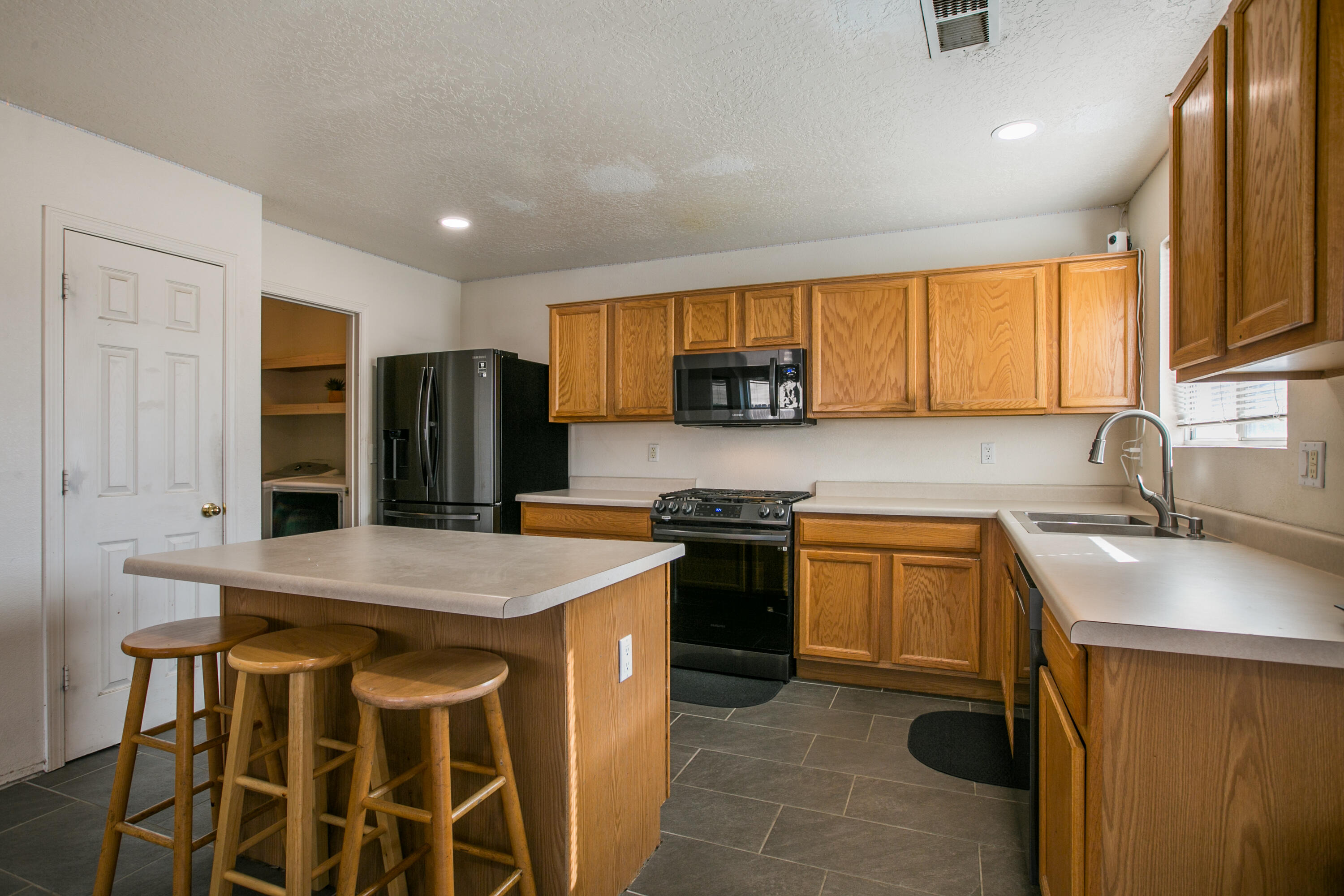 535 Hartman Drive SW