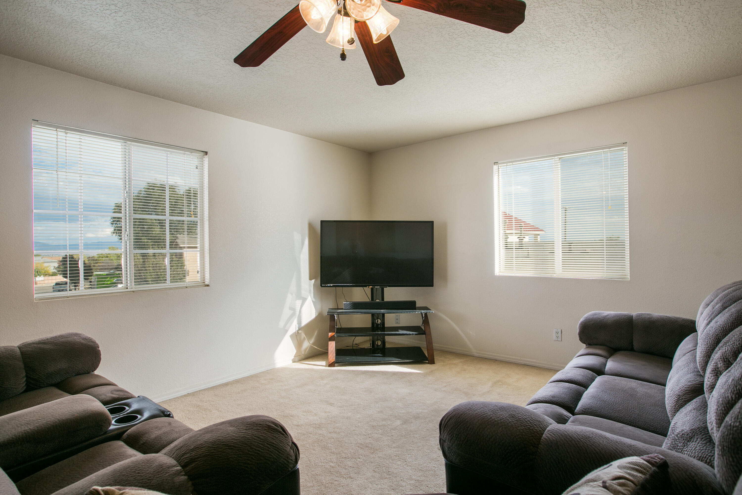 535 Hartman Drive SW