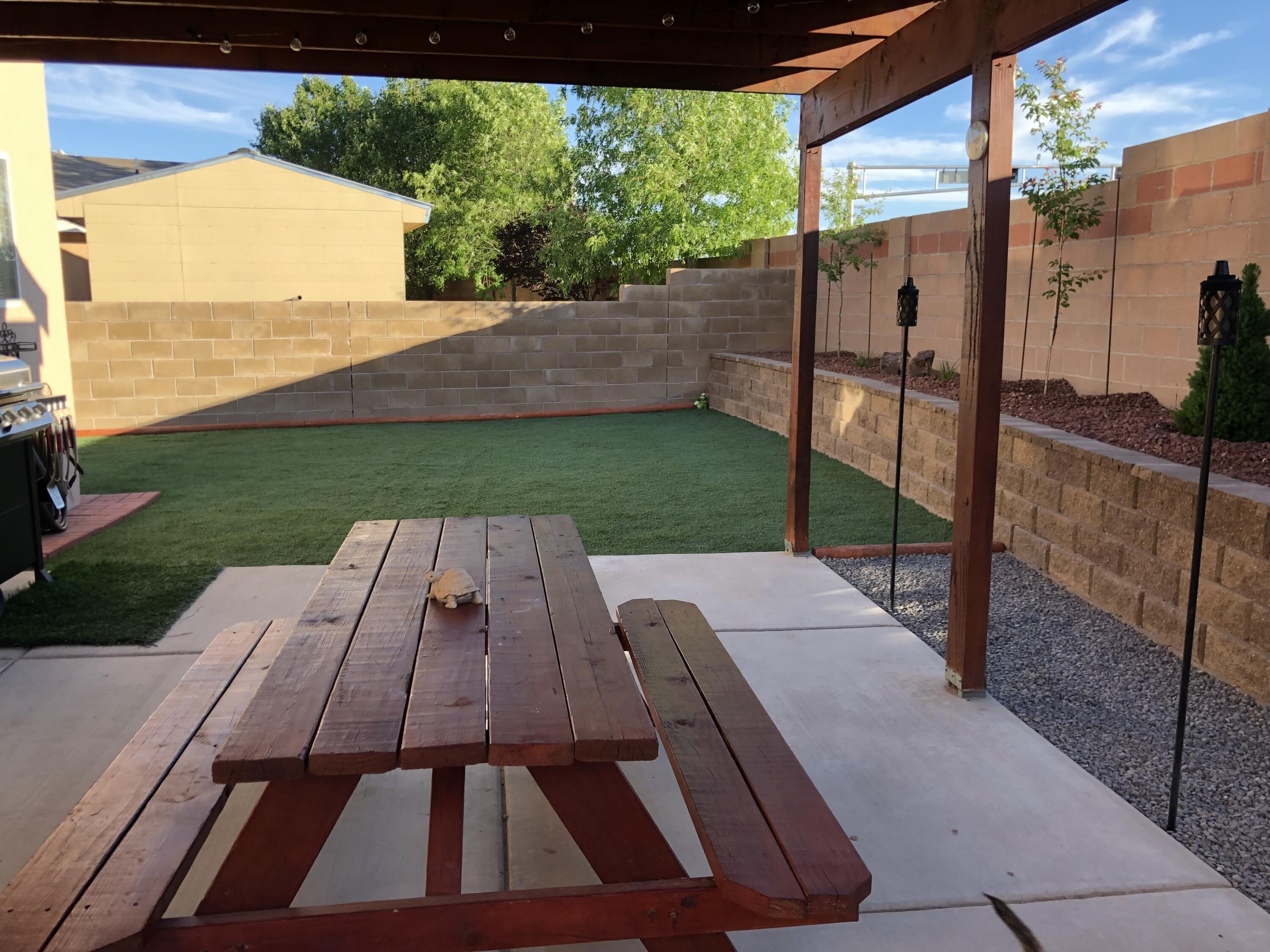 535 Hartman Drive SW