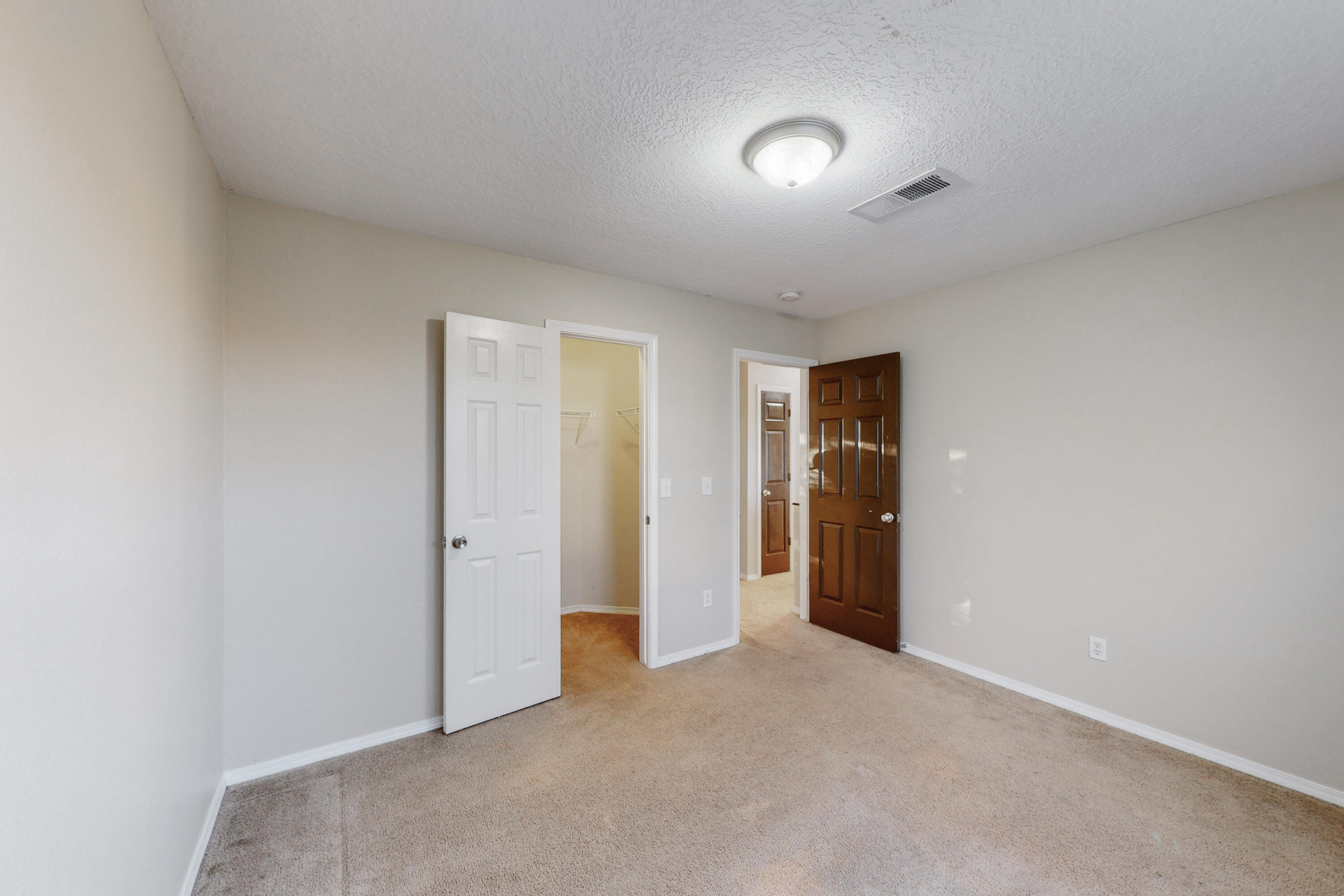 2301 SUNSTONE Drive NW