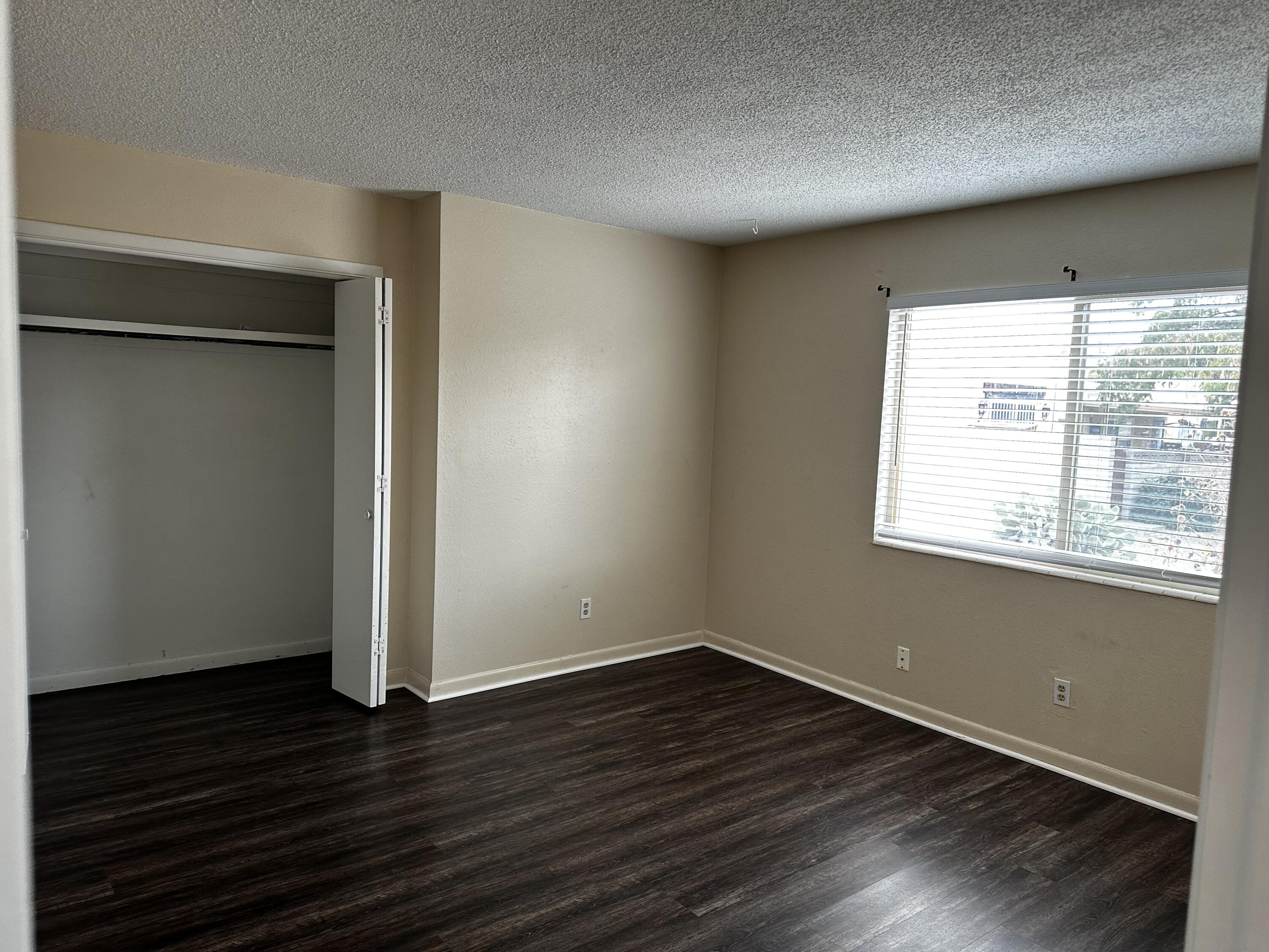 1353 RIO RANCHO Drive SE Unit: D