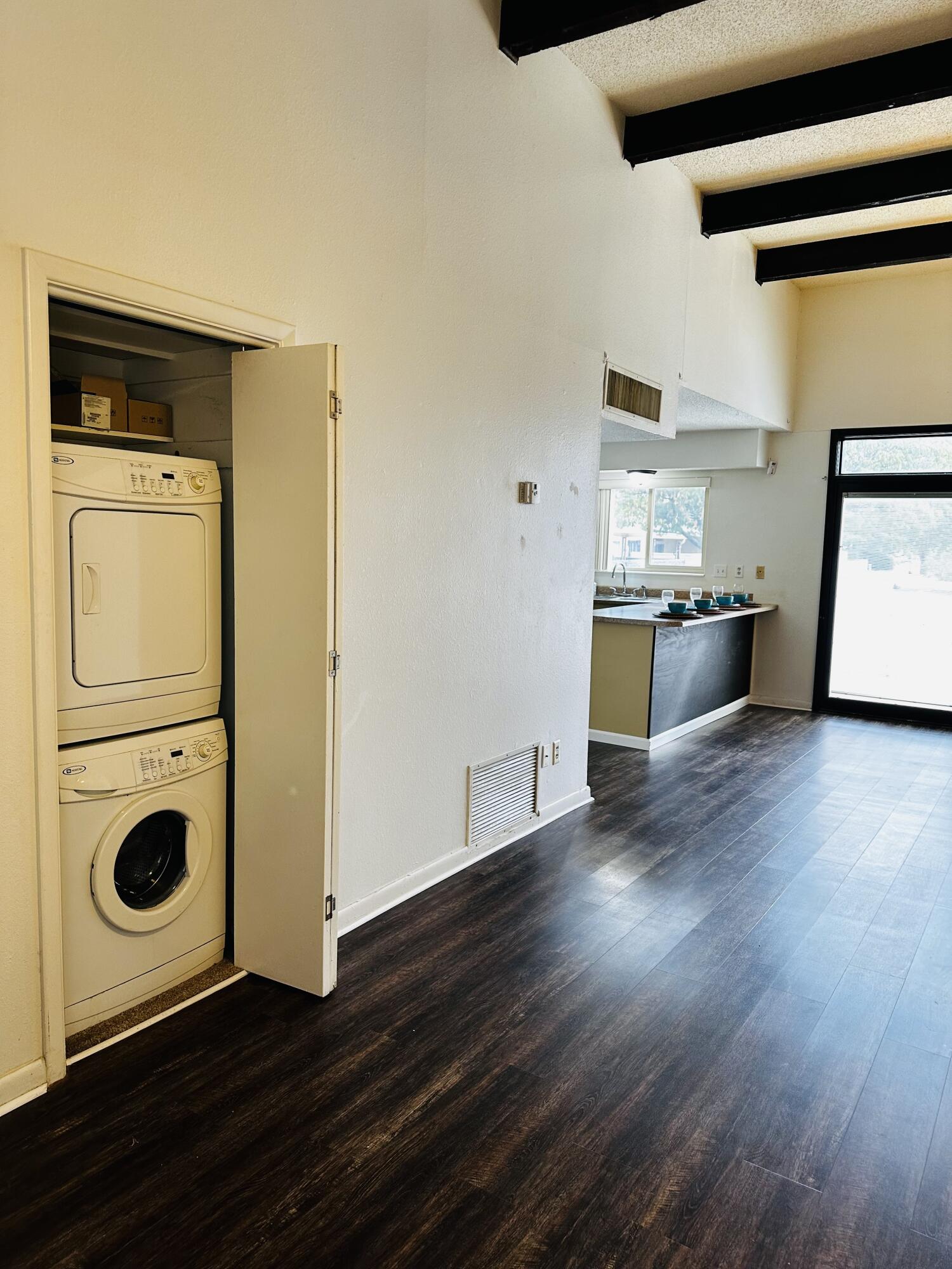 1353 RIO RANCHO Drive SE Unit: D