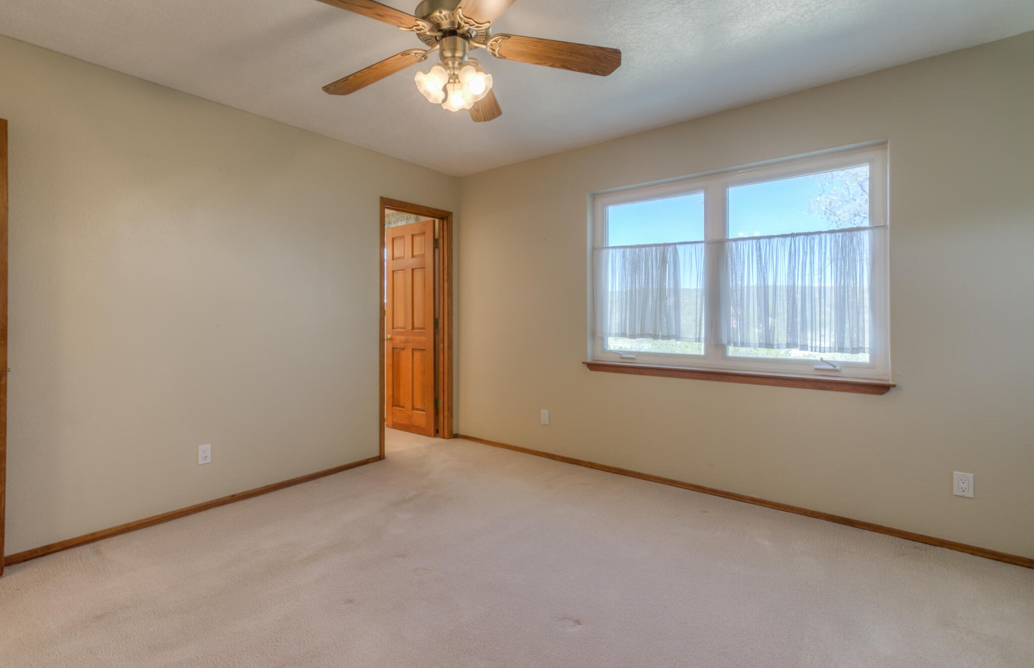 8 Dove Lane