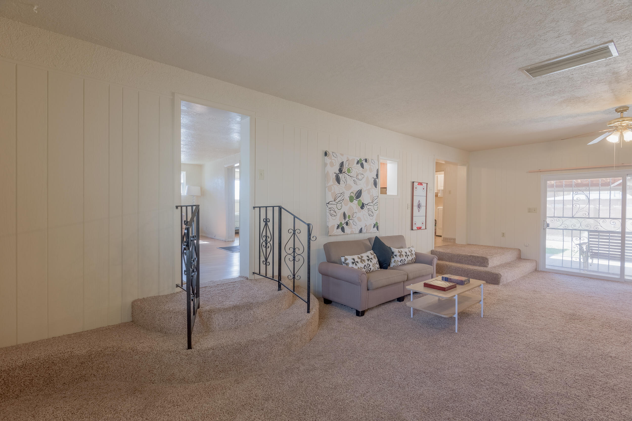 1409 CLAIRE Court NW