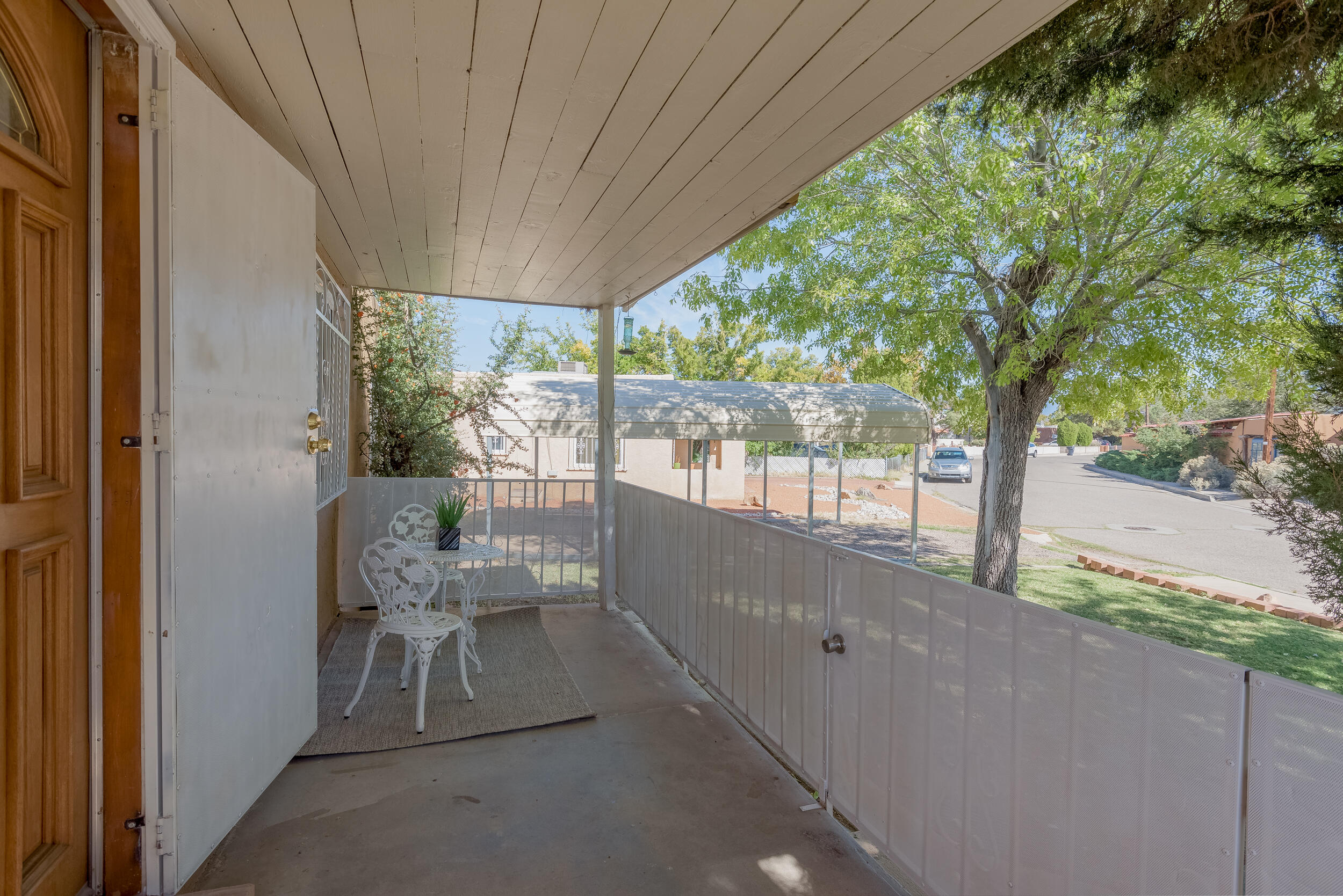 1409 CLAIRE Court NW