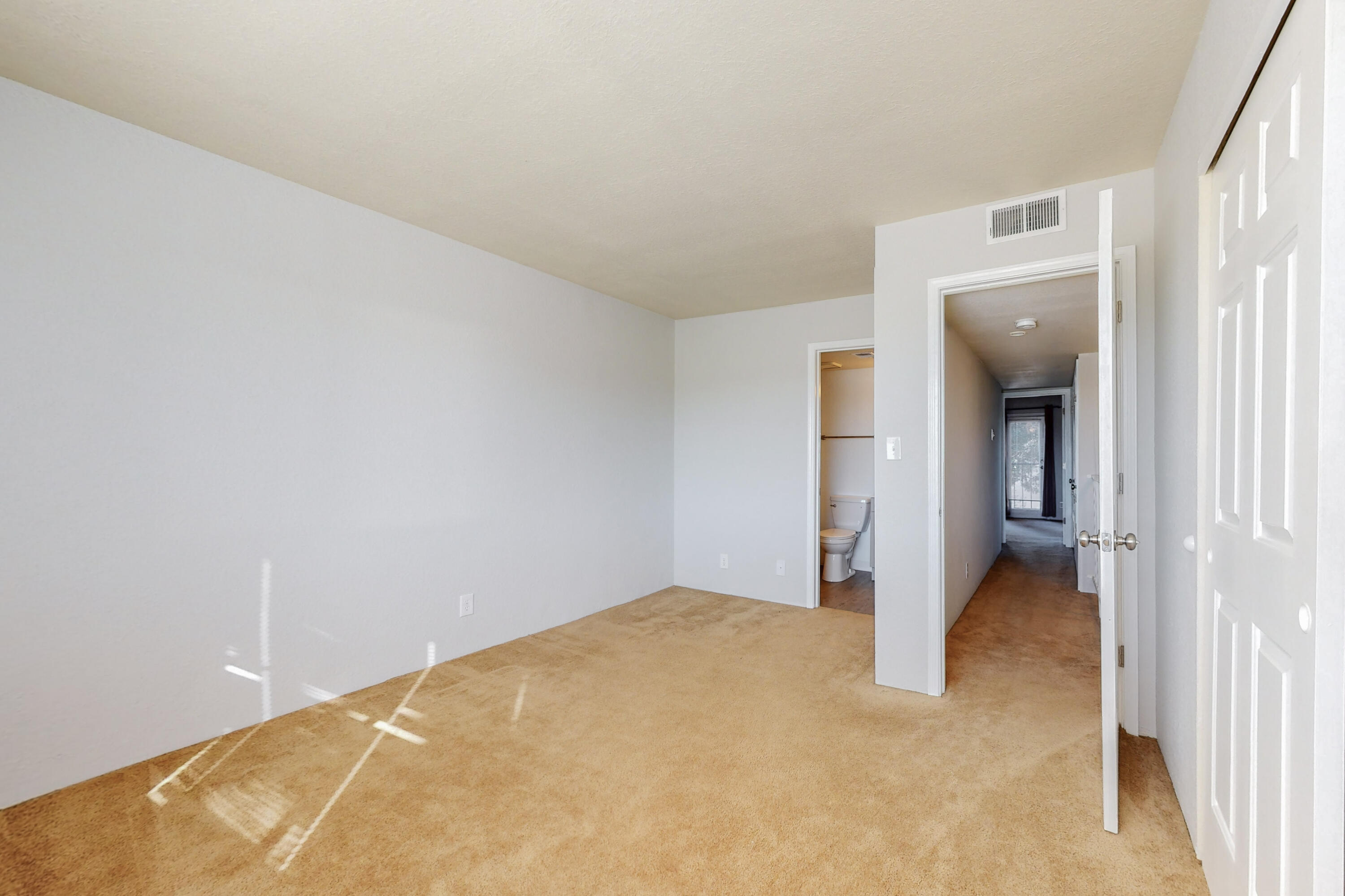 3301 MONROE Street NE Unit: M132