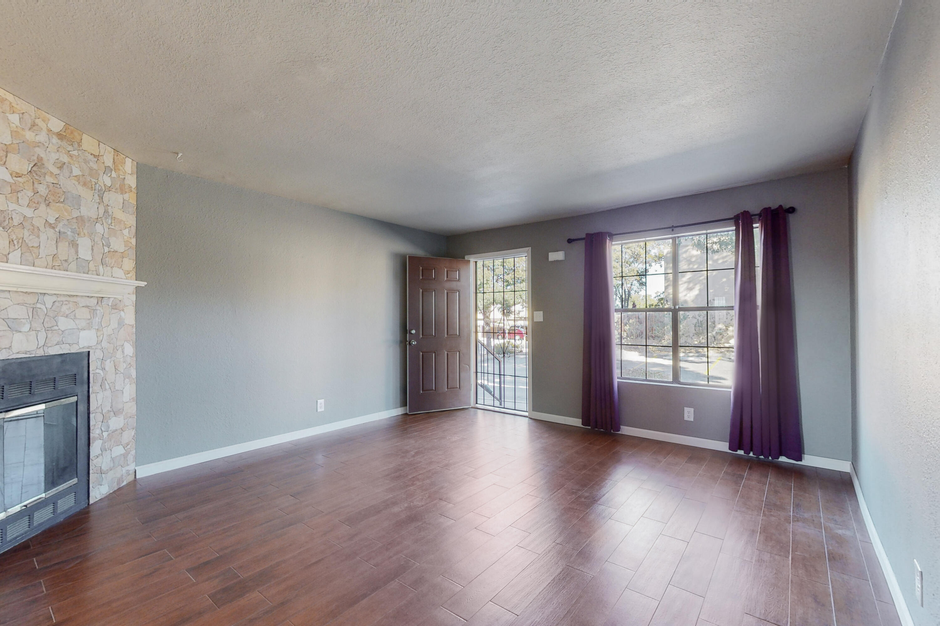 3301 MONROE Street NE Unit: M132