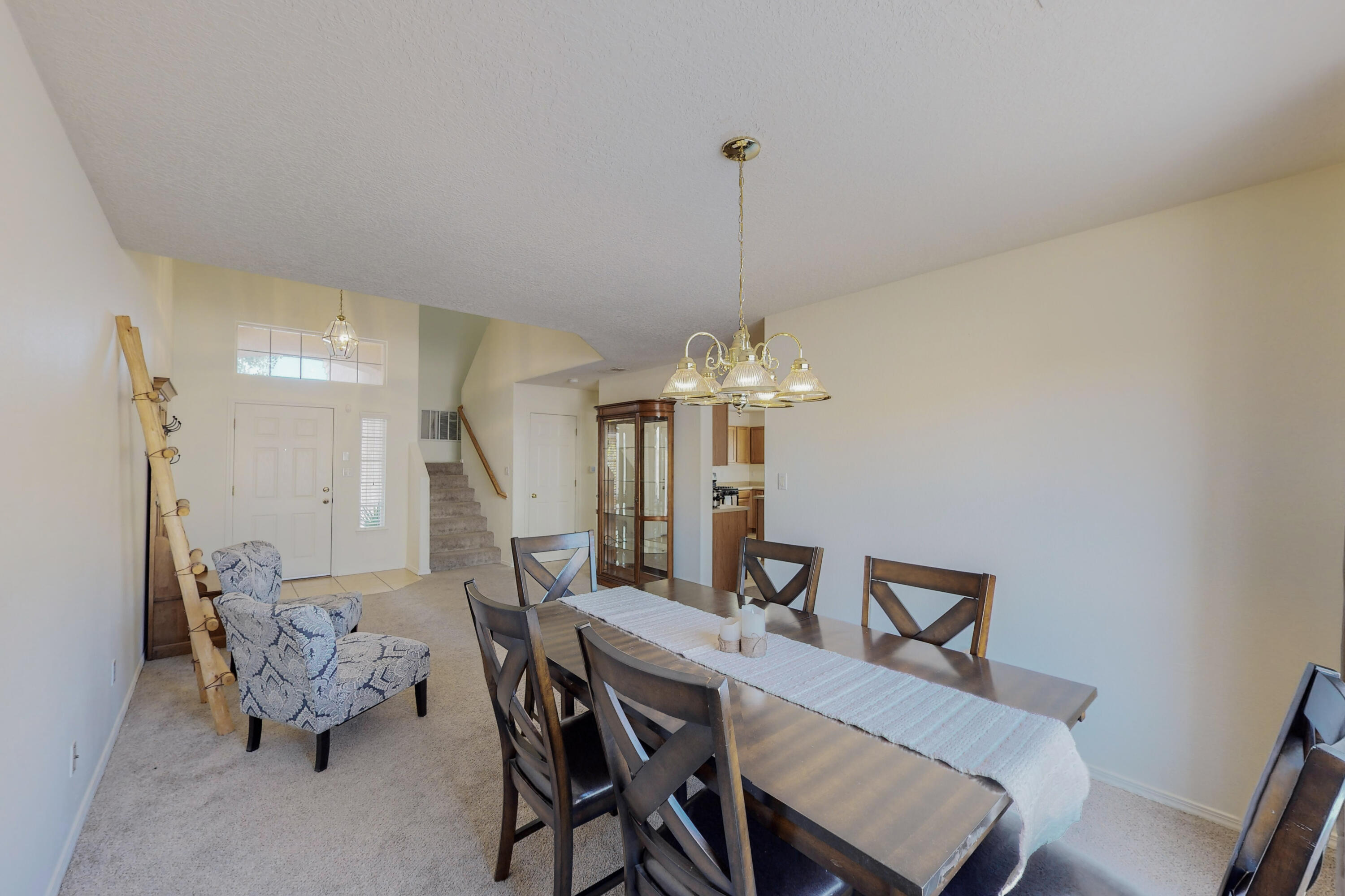 1335 POJAQUE Court NE