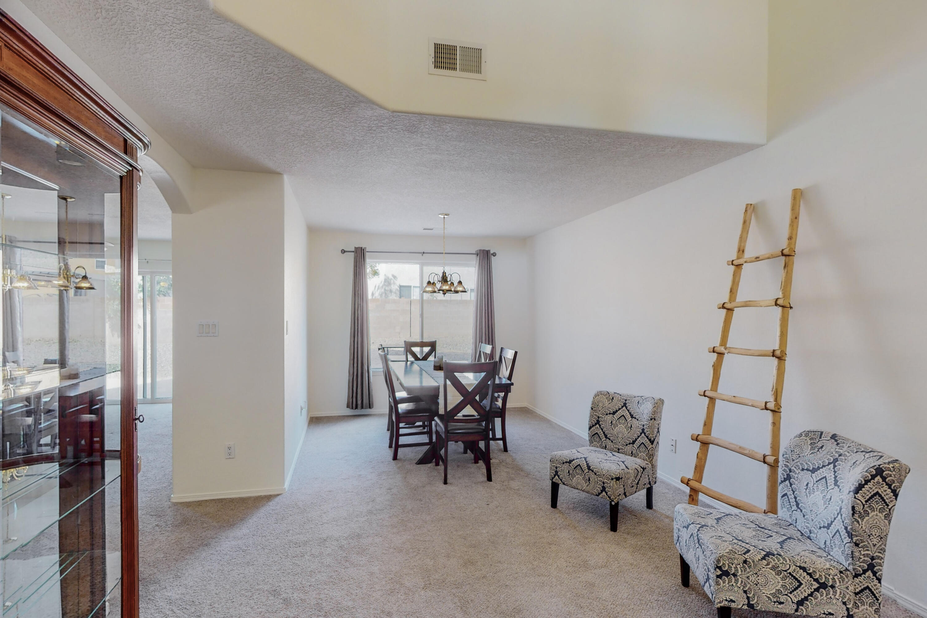1335 POJAQUE Court NE
