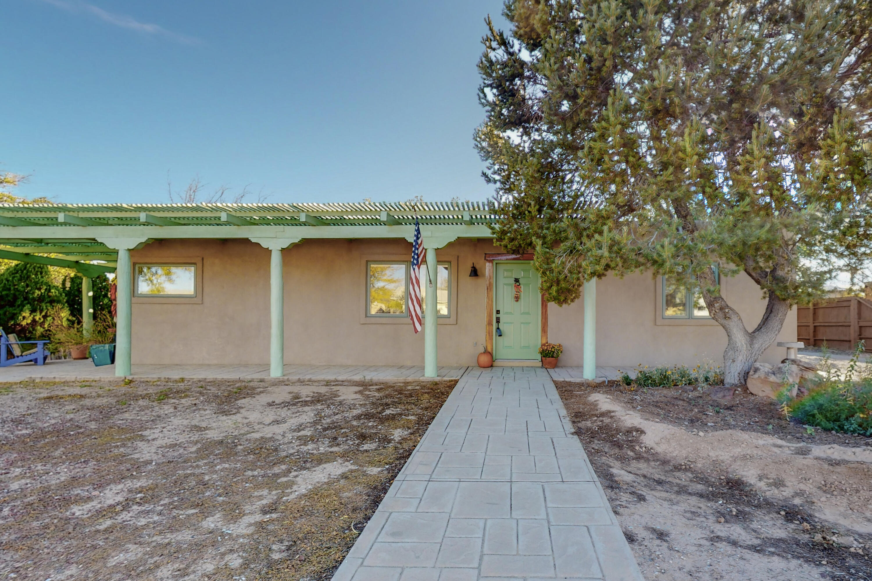 4714 El Hachero Court SE