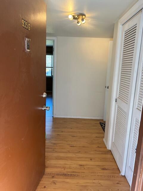 935 COUNTRY CLUB Drive SE Unit: G