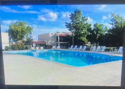 935 COUNTRY CLUB Drive SE Unit: G