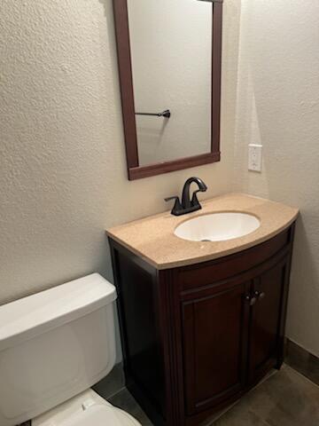 935 COUNTRY CLUB Drive SE Unit: G