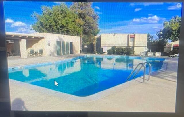 935 COUNTRY CLUB Drive SE Unit: G