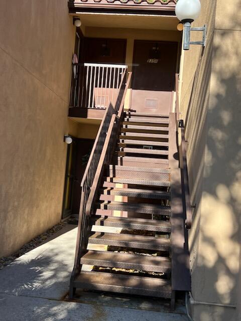 935 COUNTRY CLUB Drive SE Unit: G