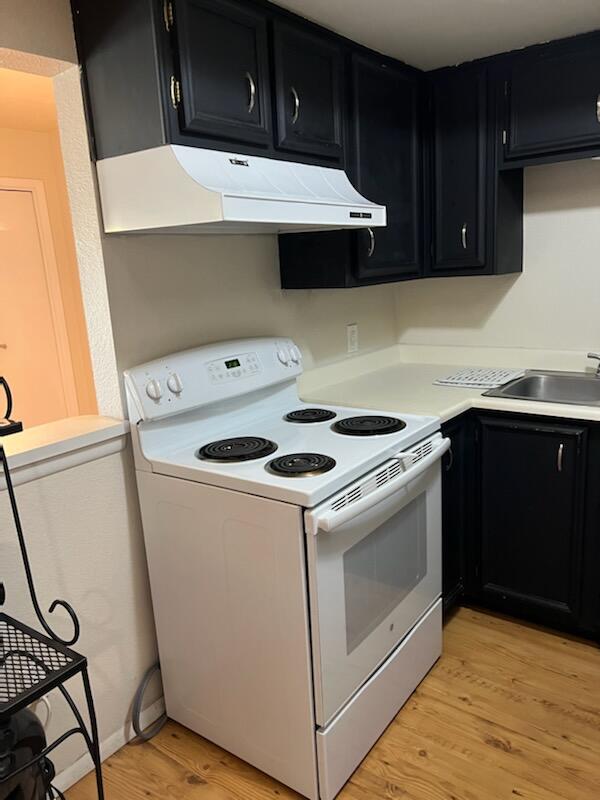 935 COUNTRY CLUB Drive SE Unit: G