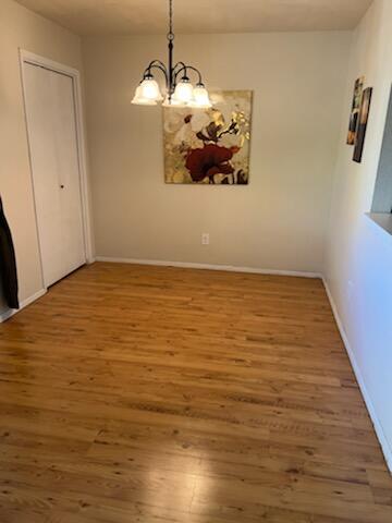935 COUNTRY CLUB Drive SE Unit: G