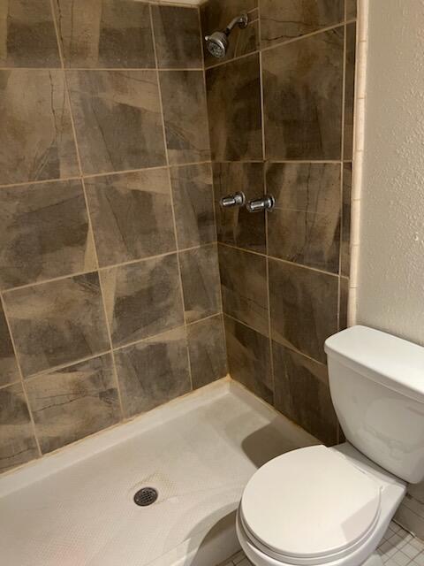 935 COUNTRY CLUB Drive SE Unit: G