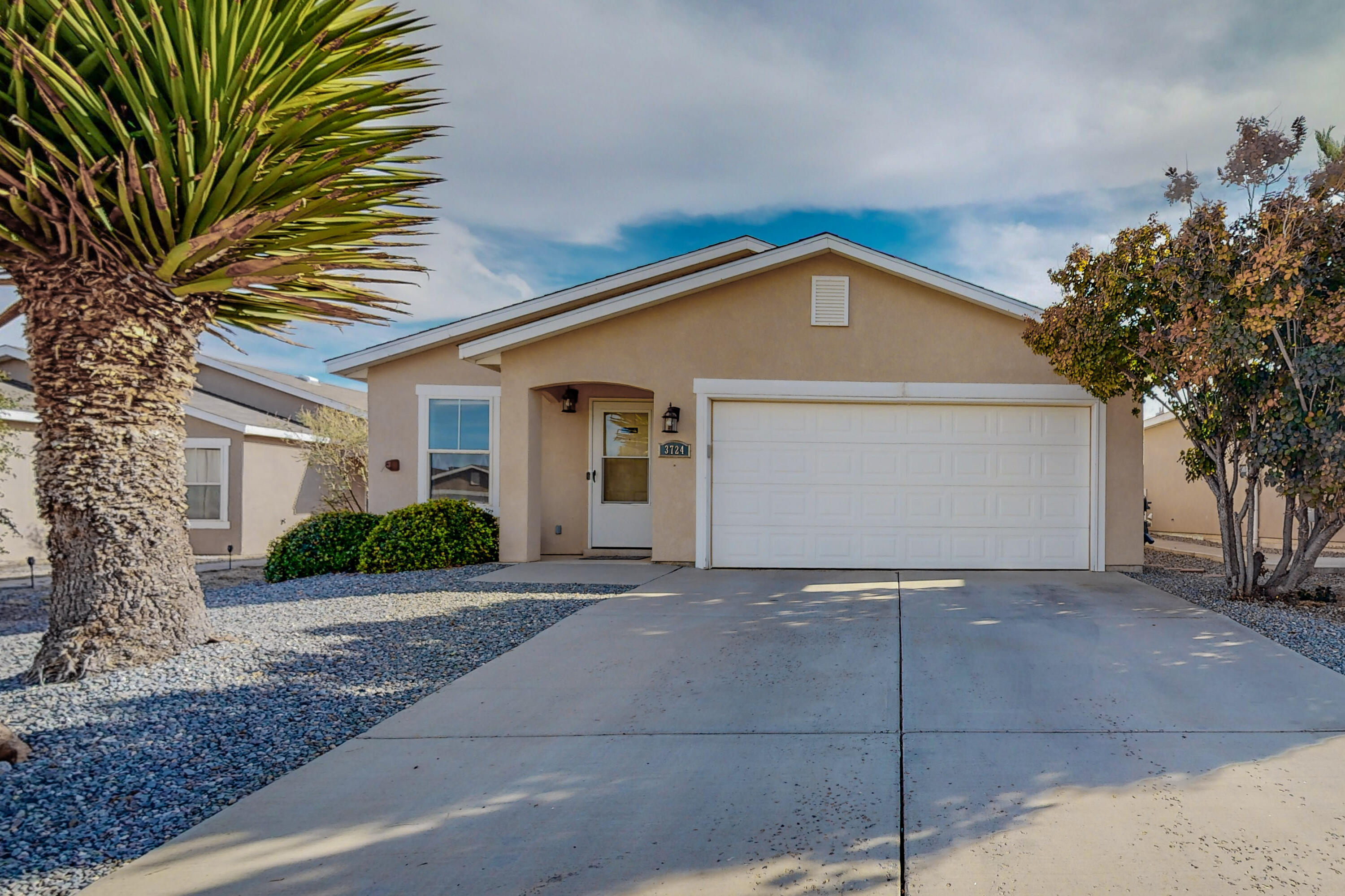3724 RANCHER Loop NE