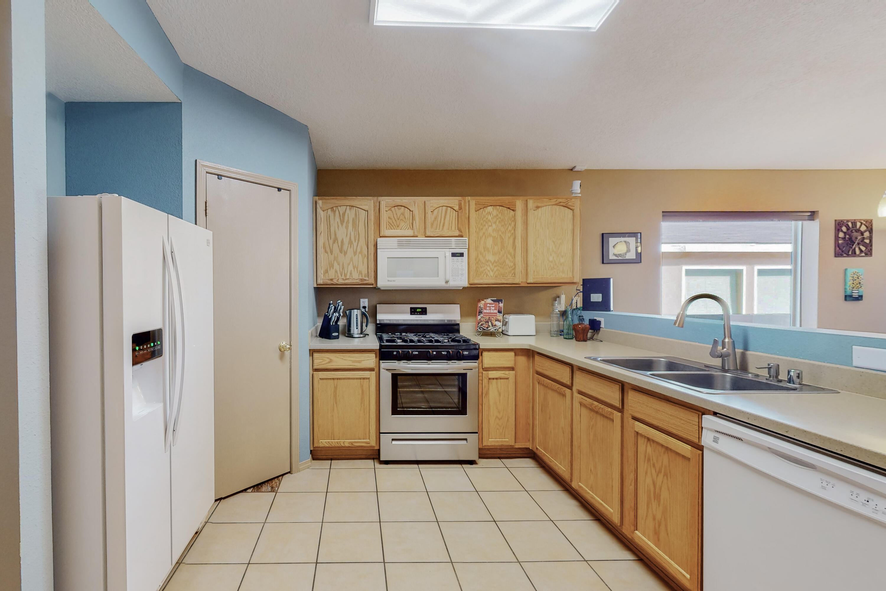 3724 RANCHER Loop NE