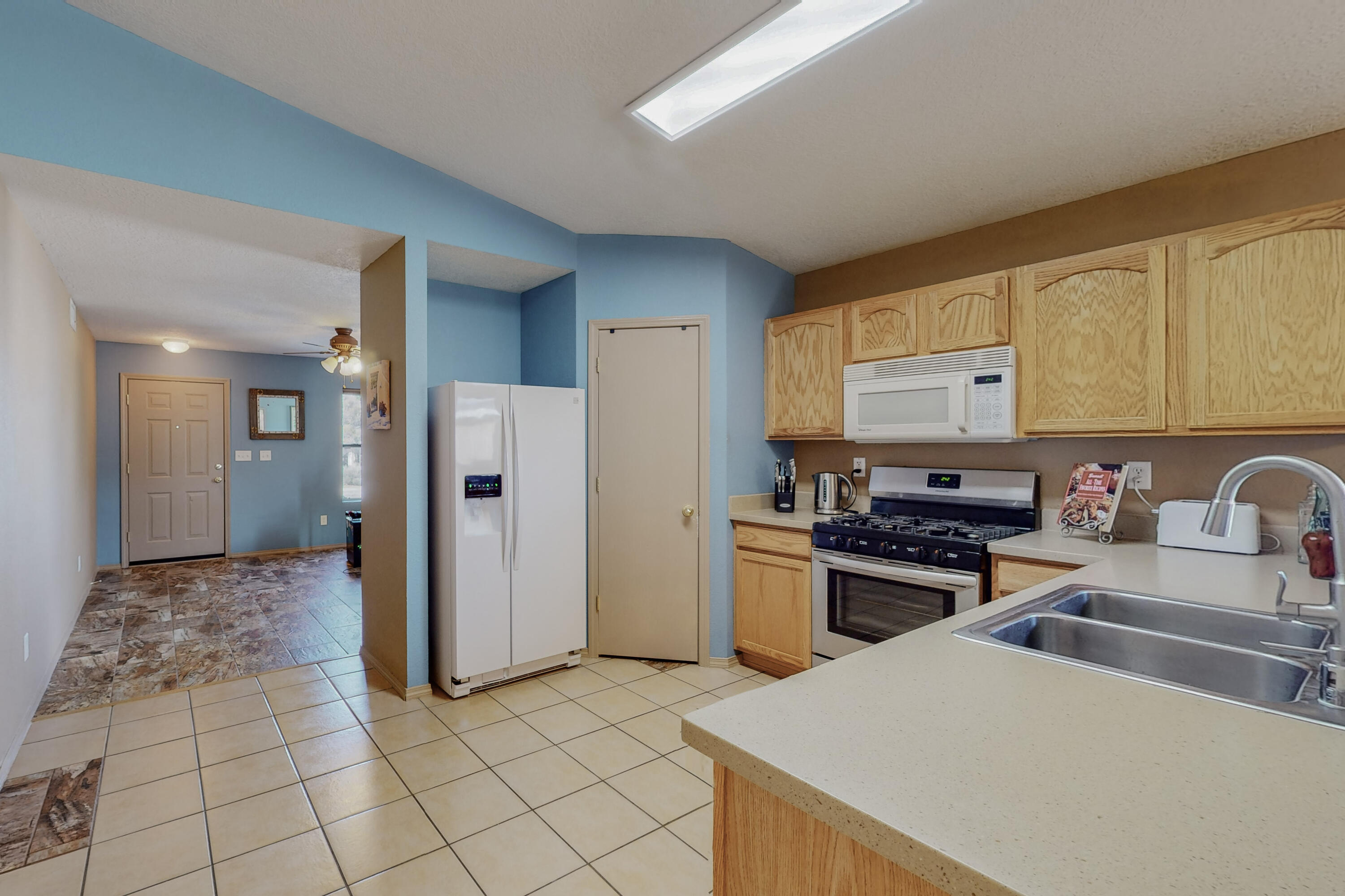 3724 RANCHER Loop NE