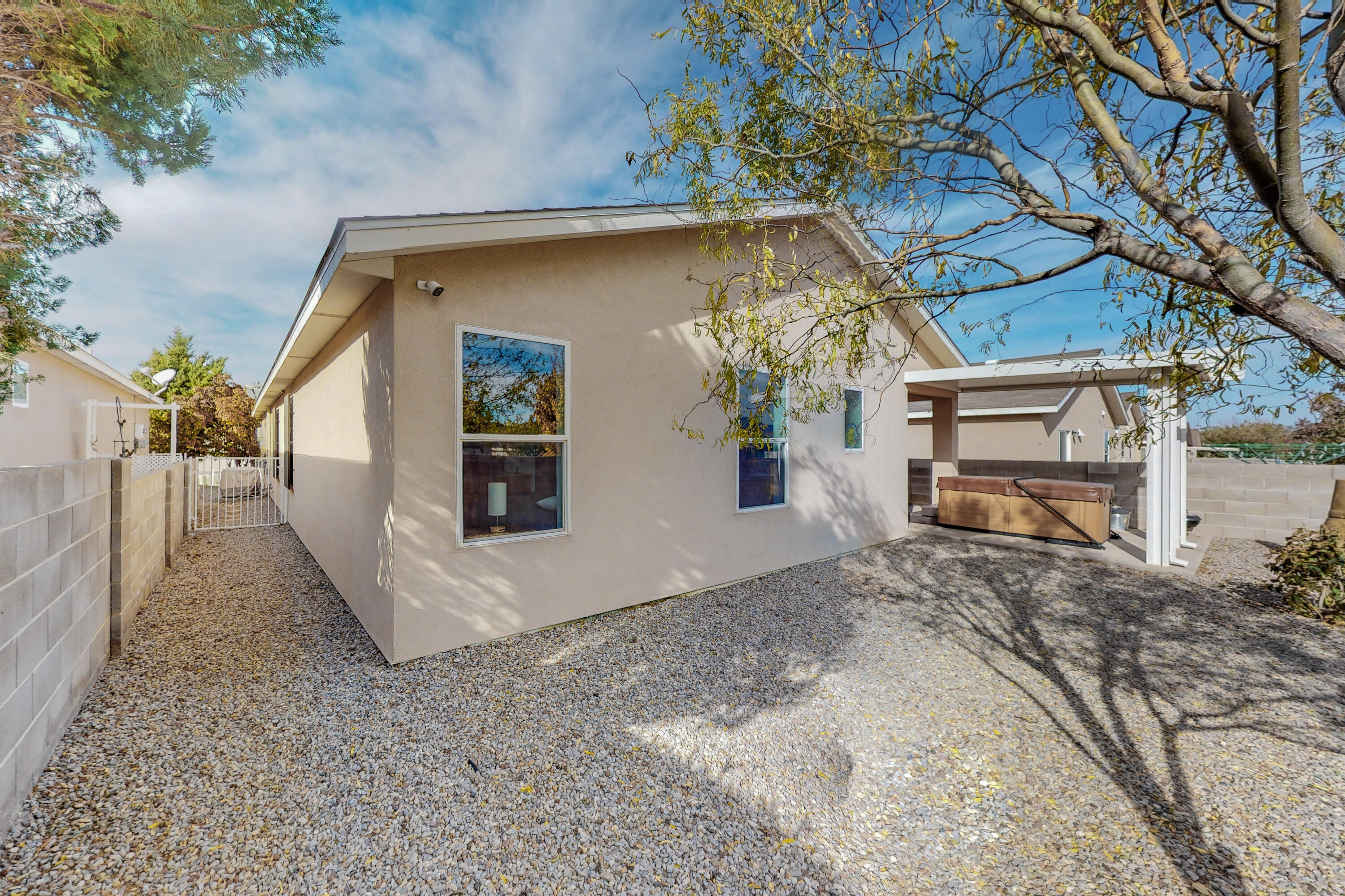 3724 RANCHER Loop NE