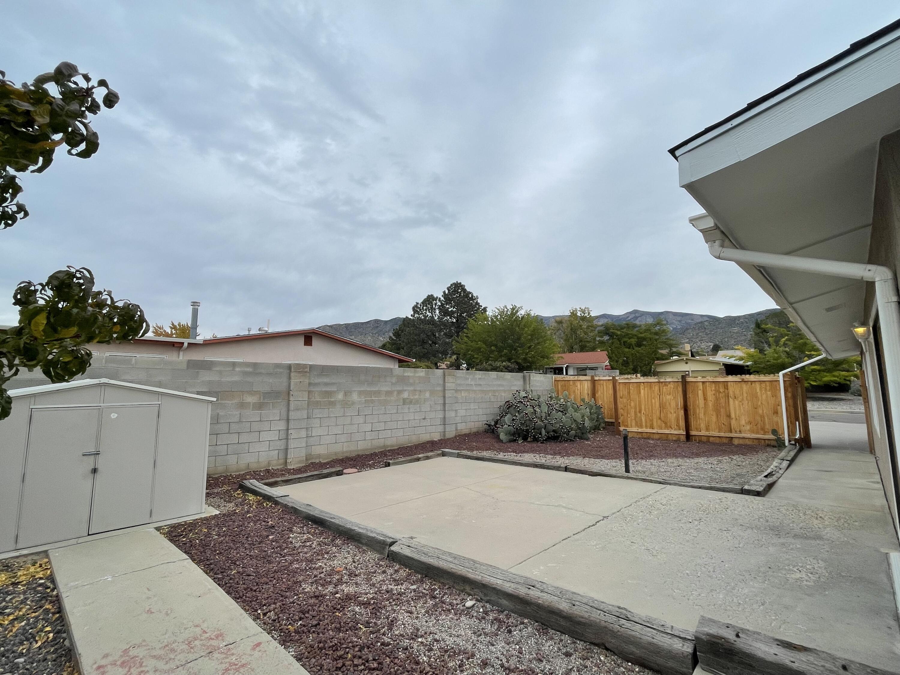 13427 REO Road NE
