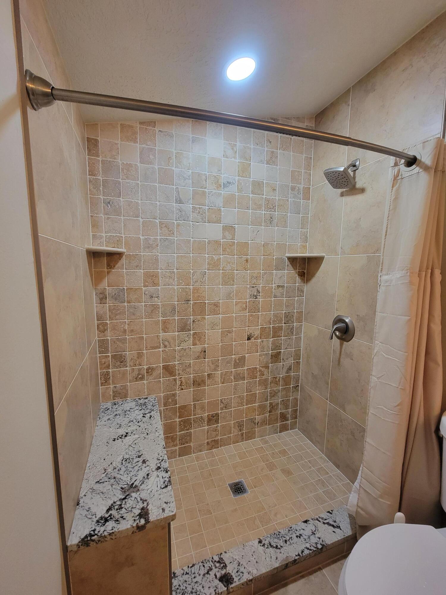 790 TRAMWAY Lane NE Unit: 10C