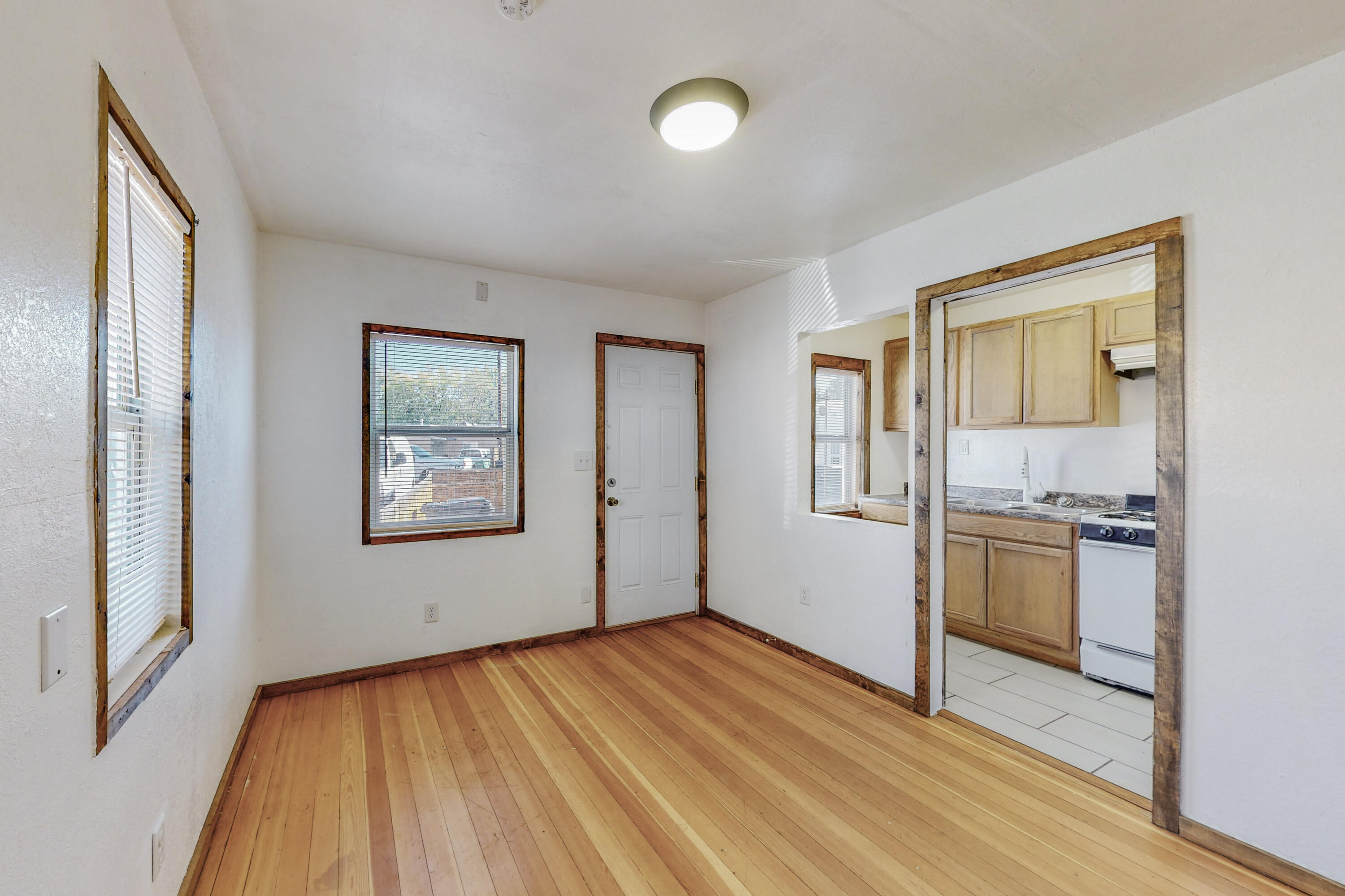 136 48TH Street SW