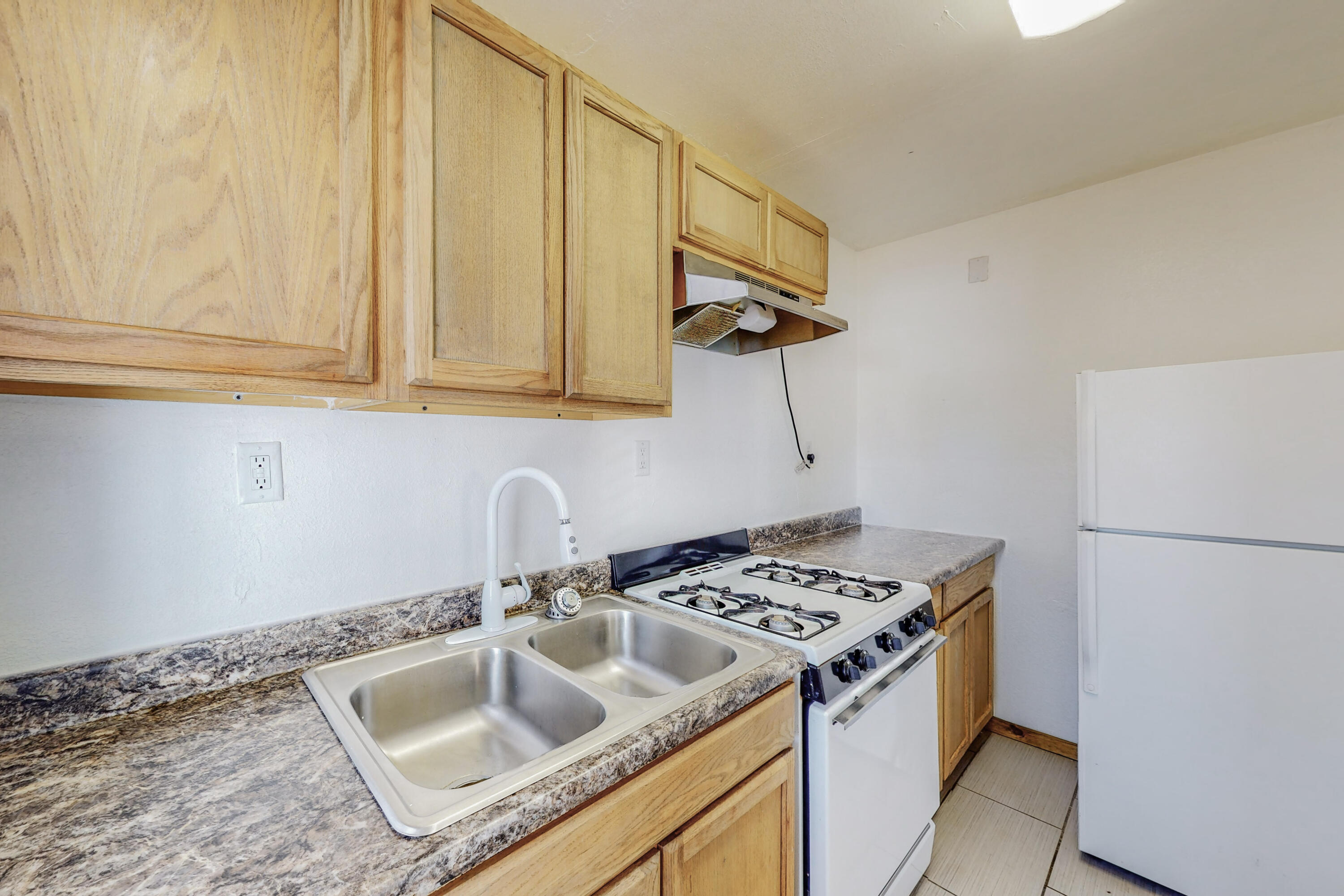 136 48TH Street SW