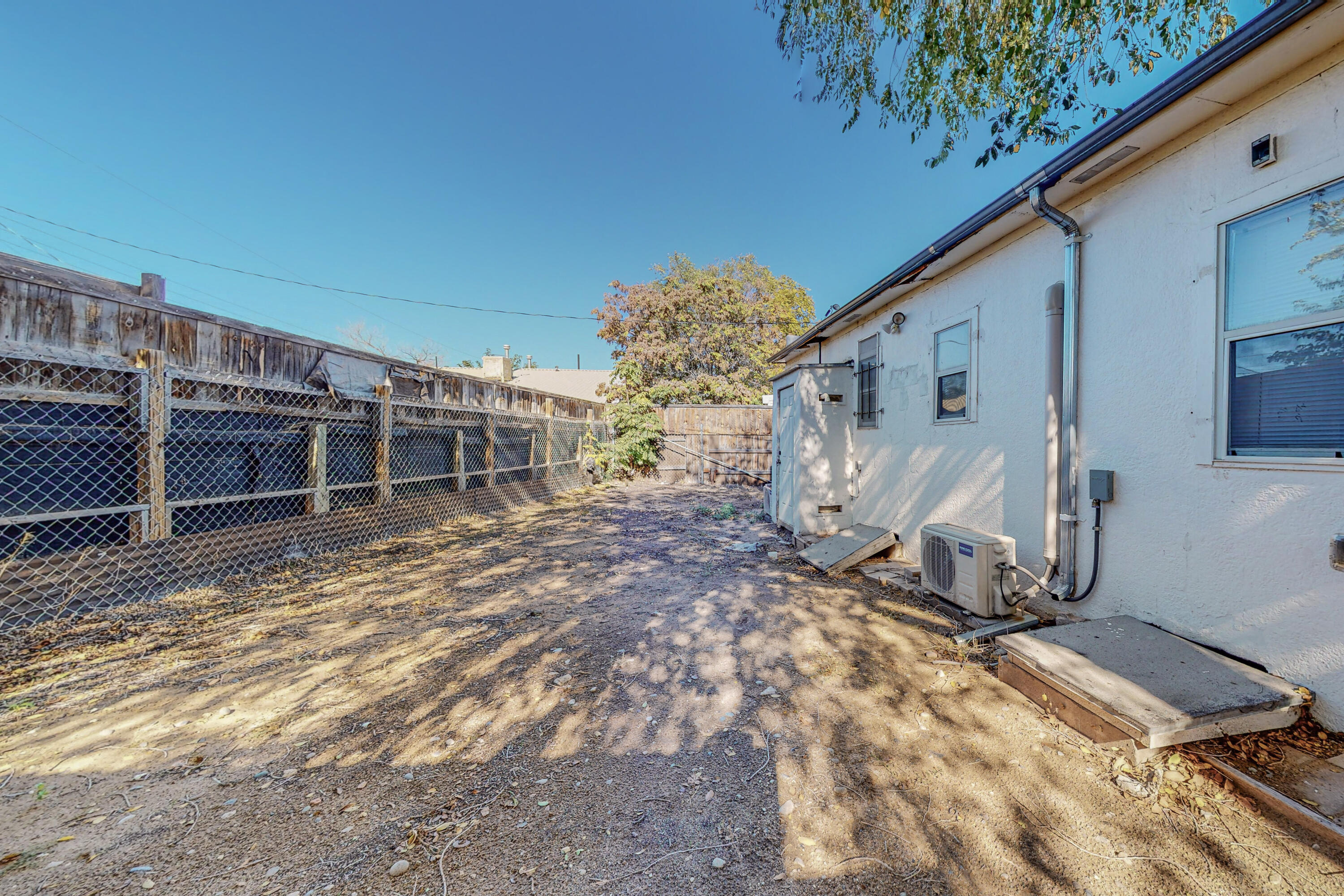 136 48TH Street SW