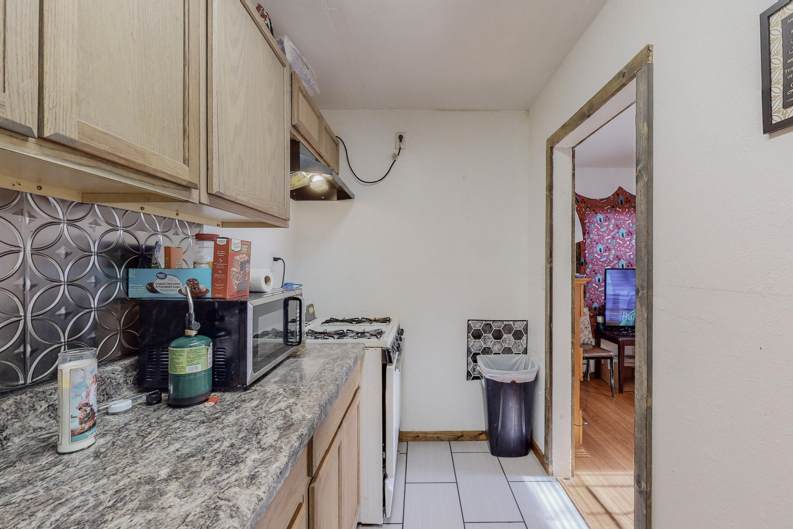 136 48TH Street SW