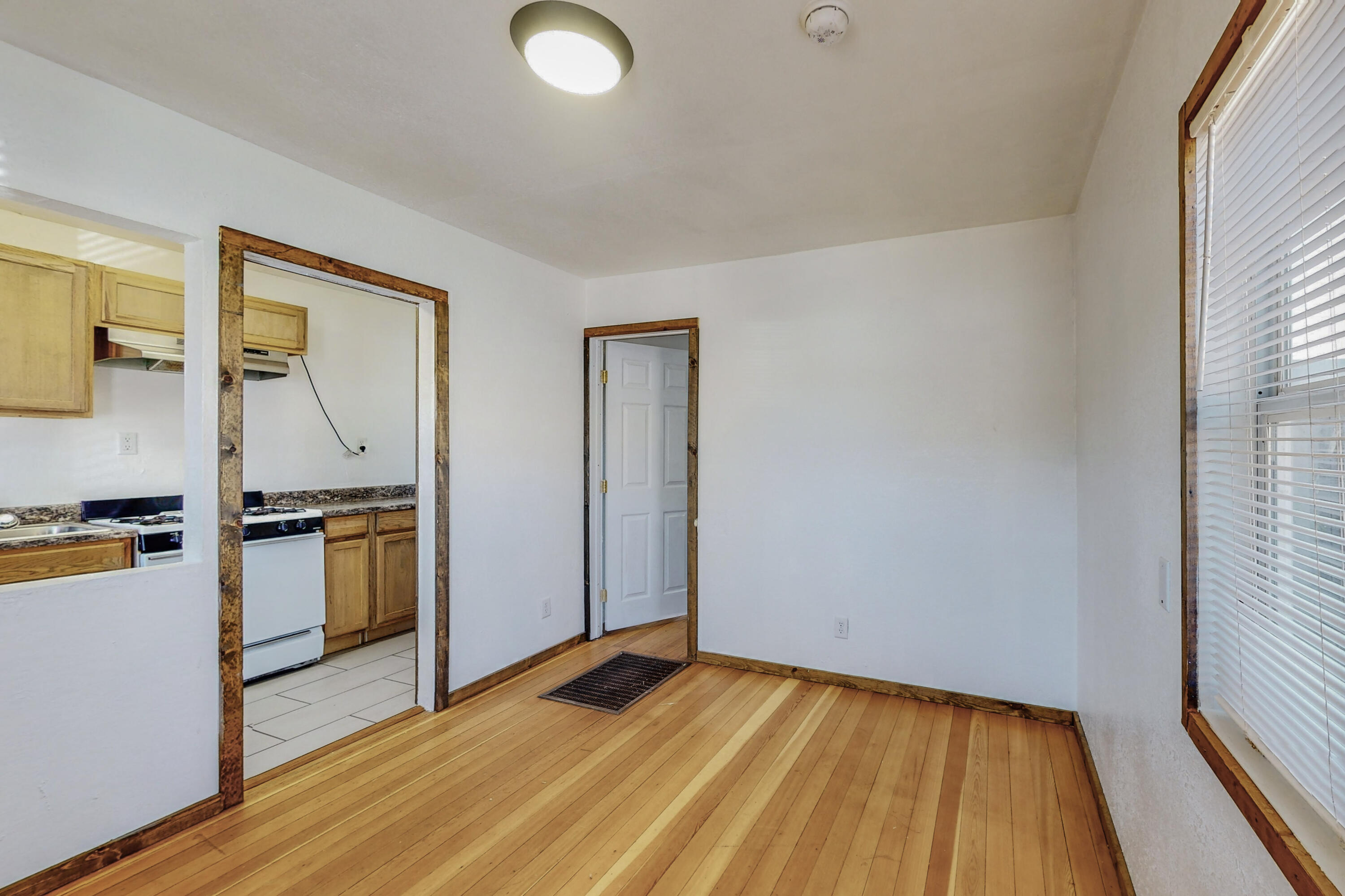 136 48TH Street SW