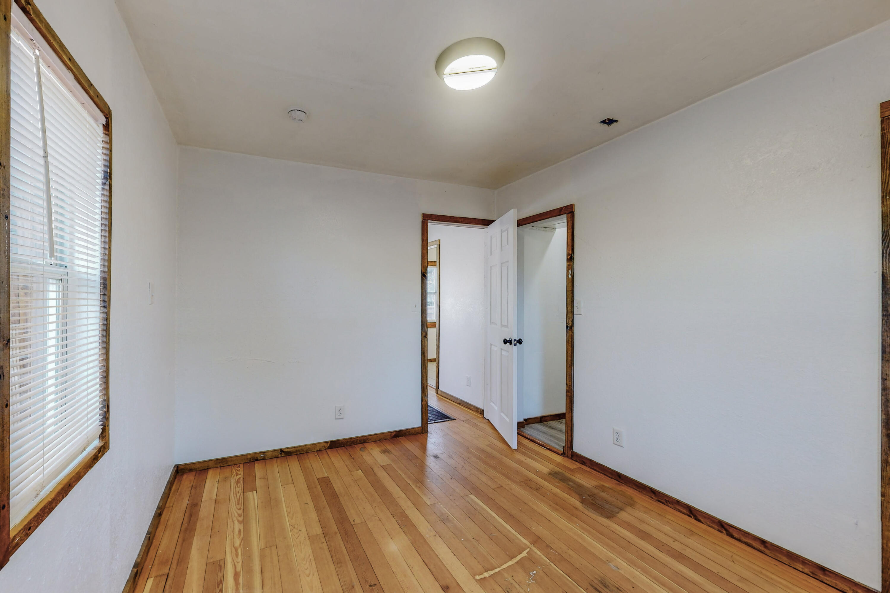 136 48TH Street SW