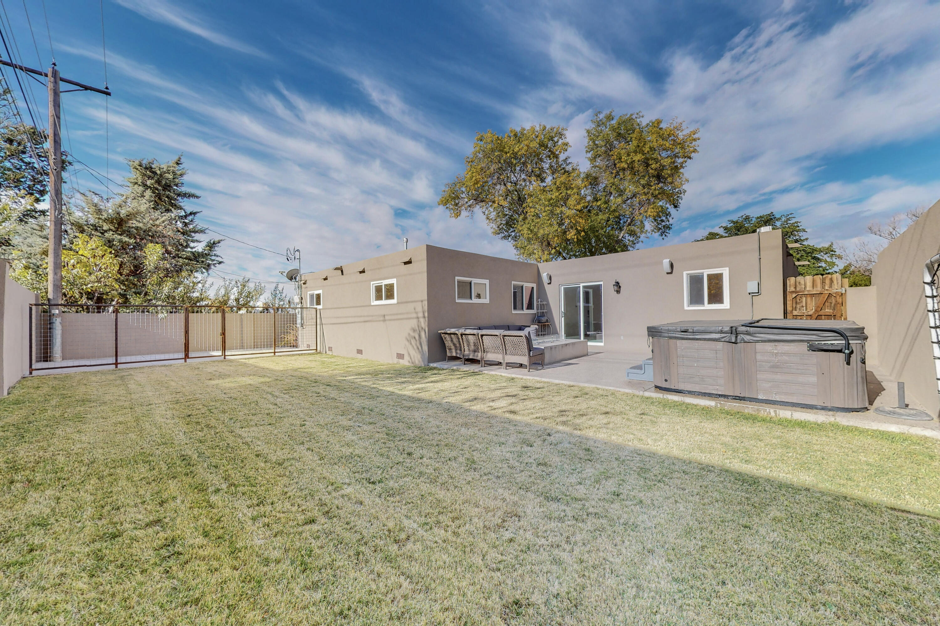 3608 Mary Ellen Street NE