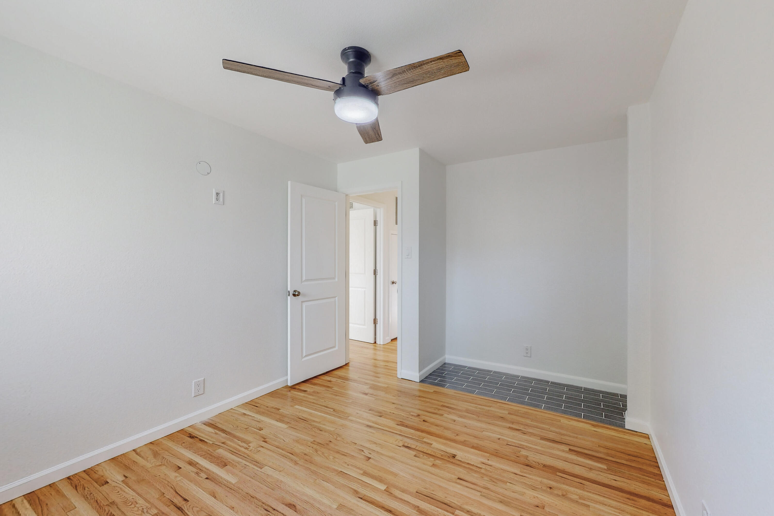 3608 Mary Ellen Street NE