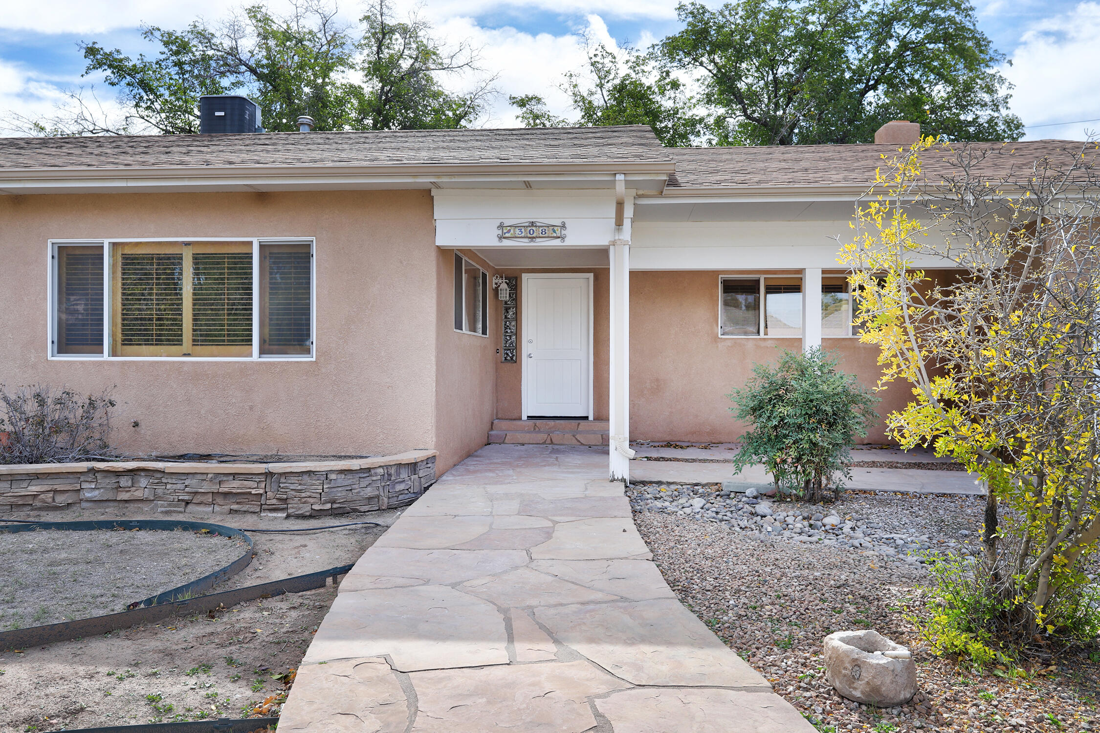 308 ENCHANTED VALLEY Road NW