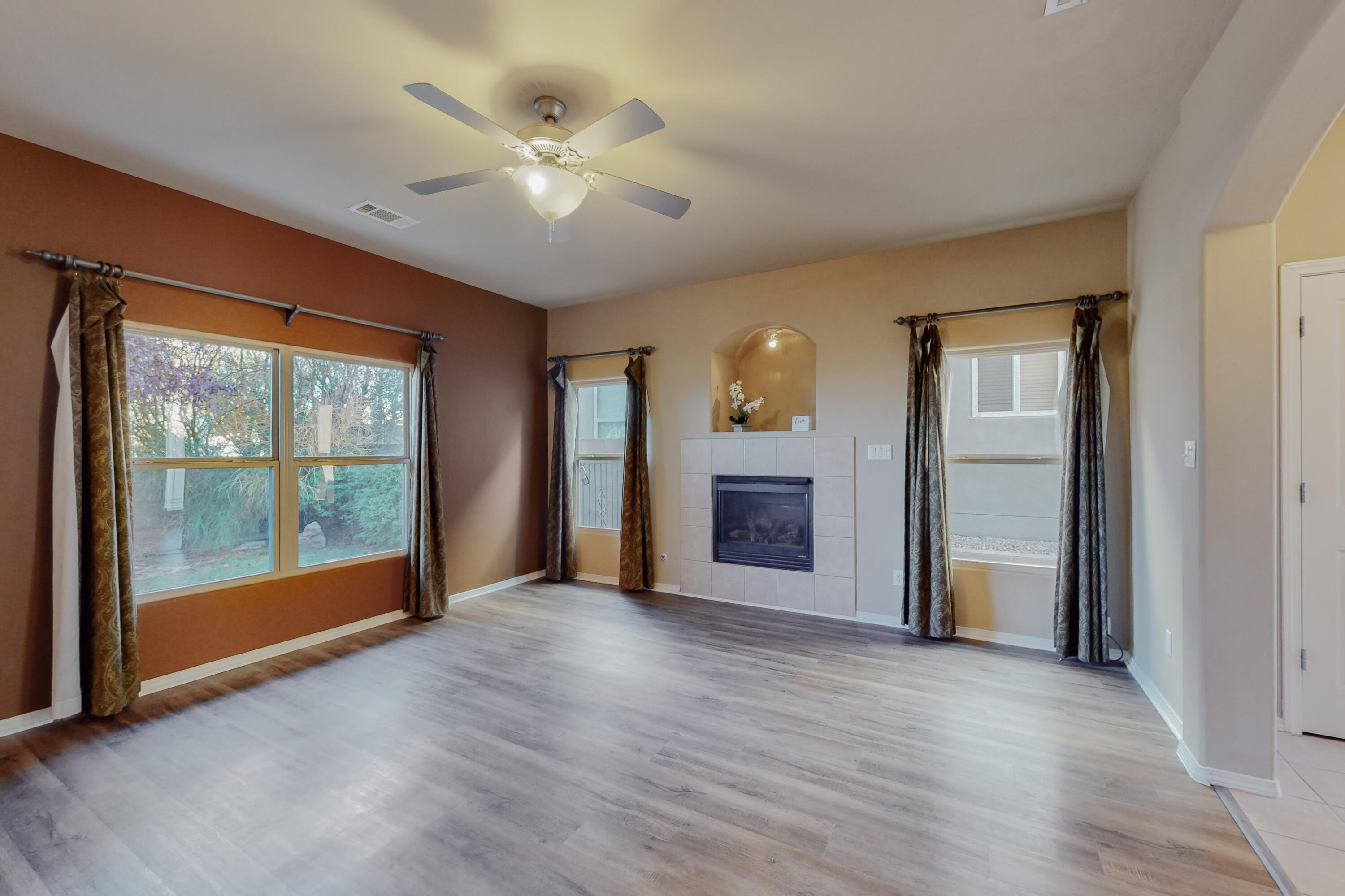 3505 AGUA SARCA Court NE