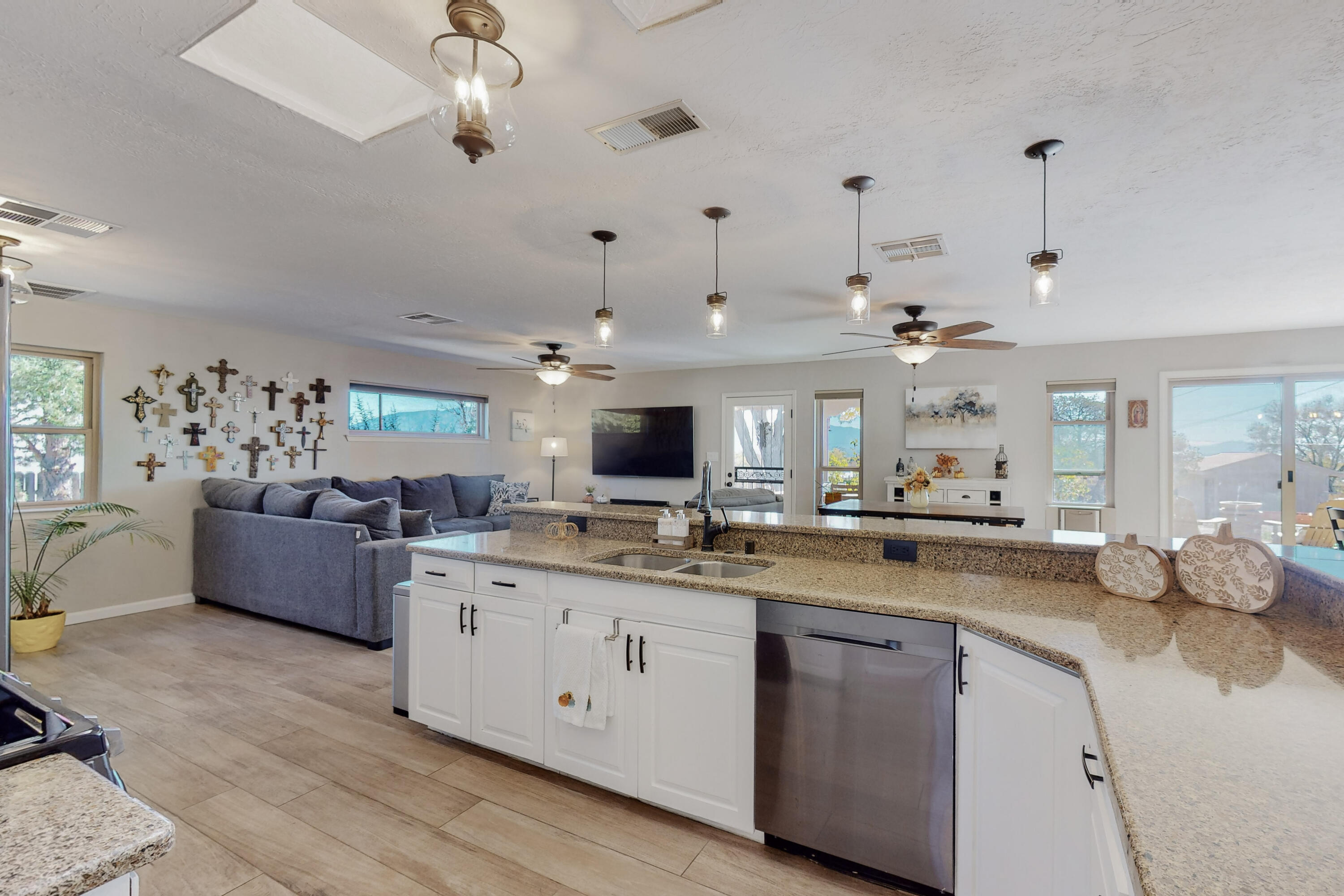 3218 May Circle SE