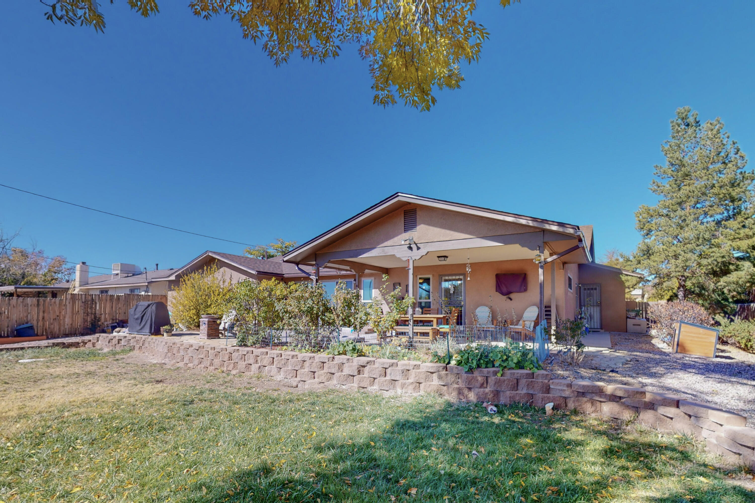3218 May Circle SE