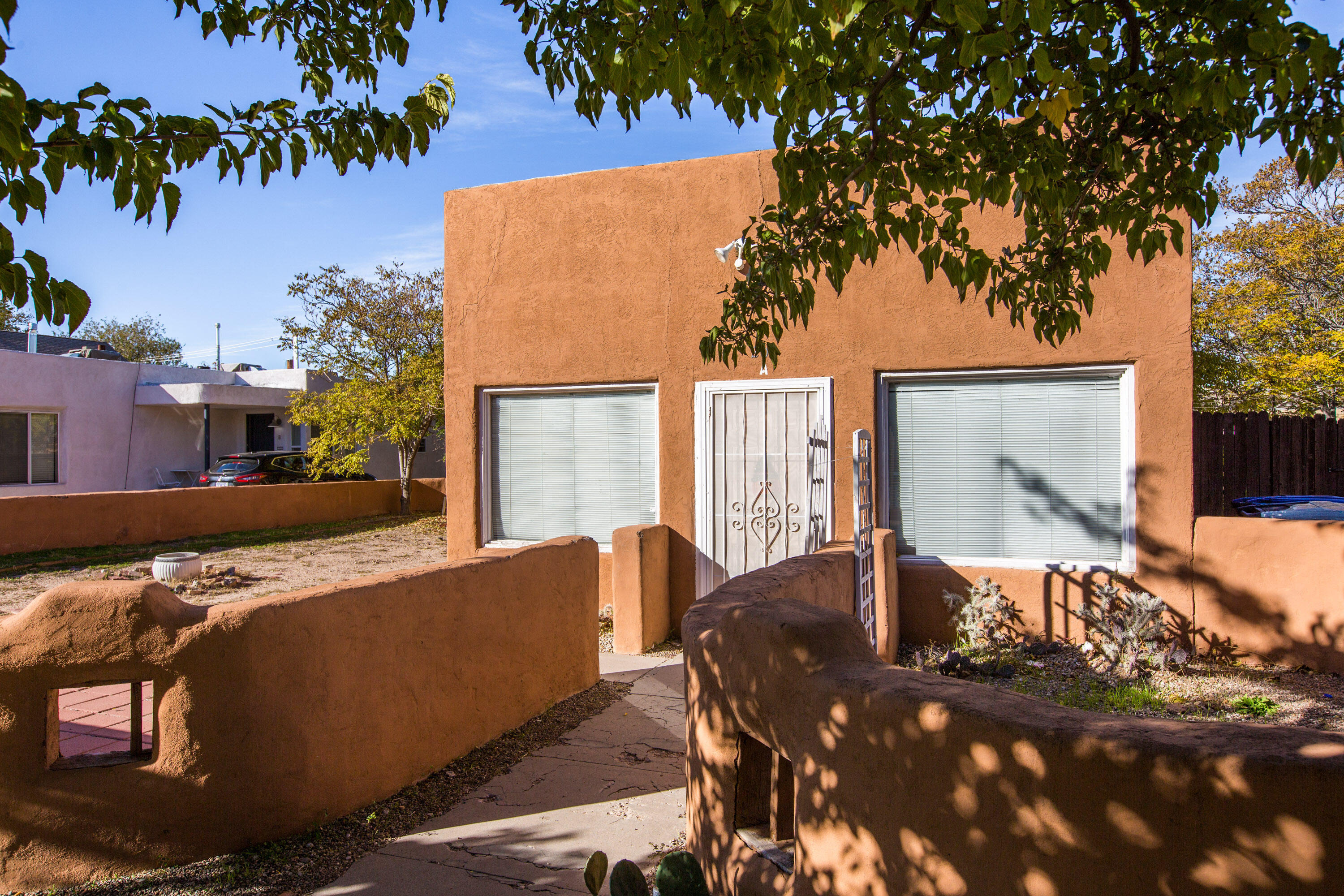 205 STANFORD Drive SE