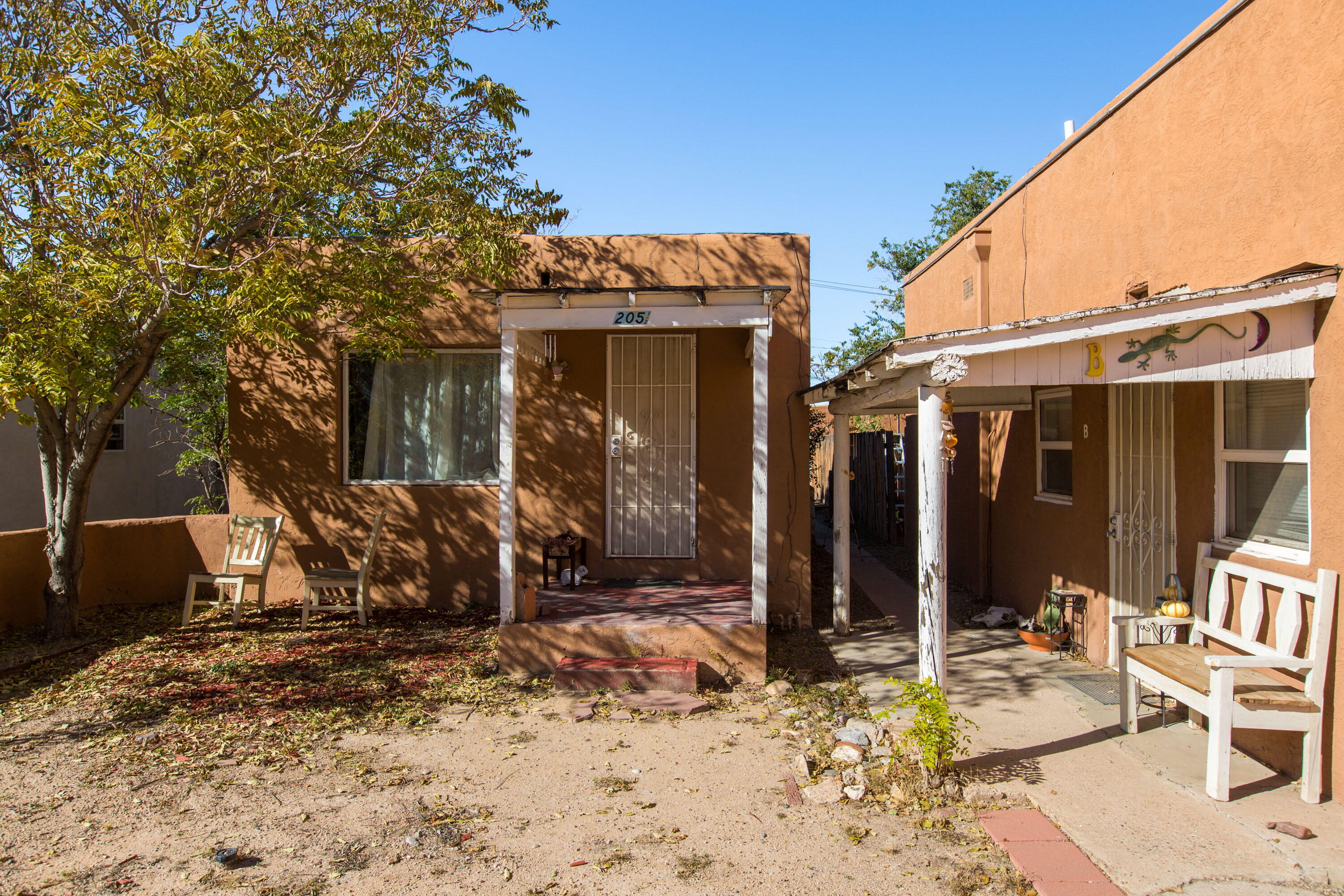 205 STANFORD Drive SE