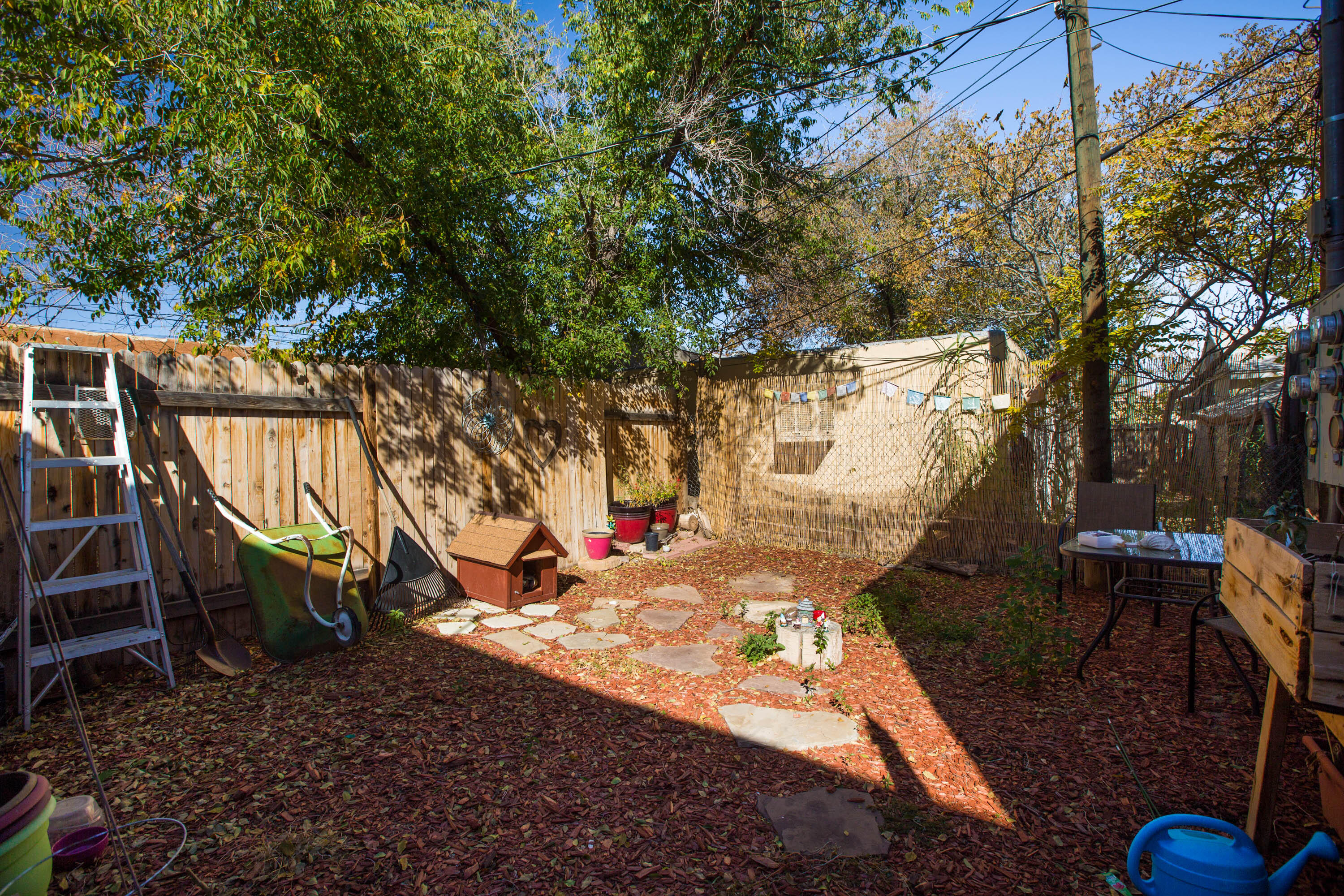 205 STANFORD Drive SE